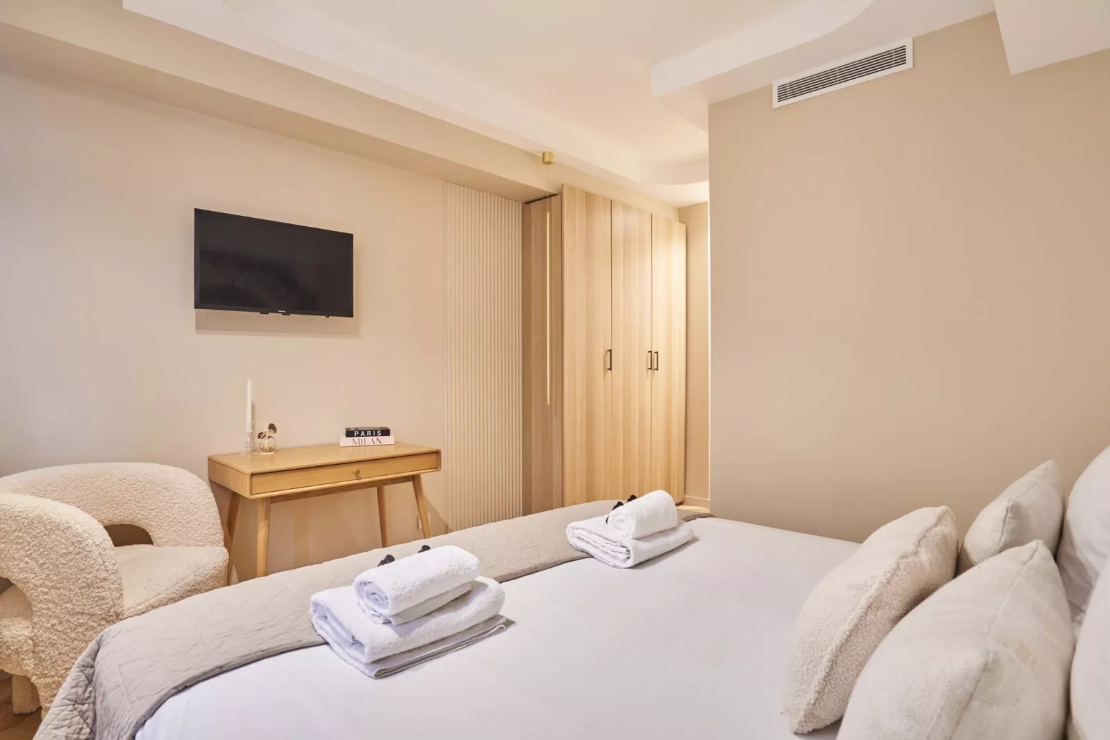 POINSOT 2 - Niet-getagd