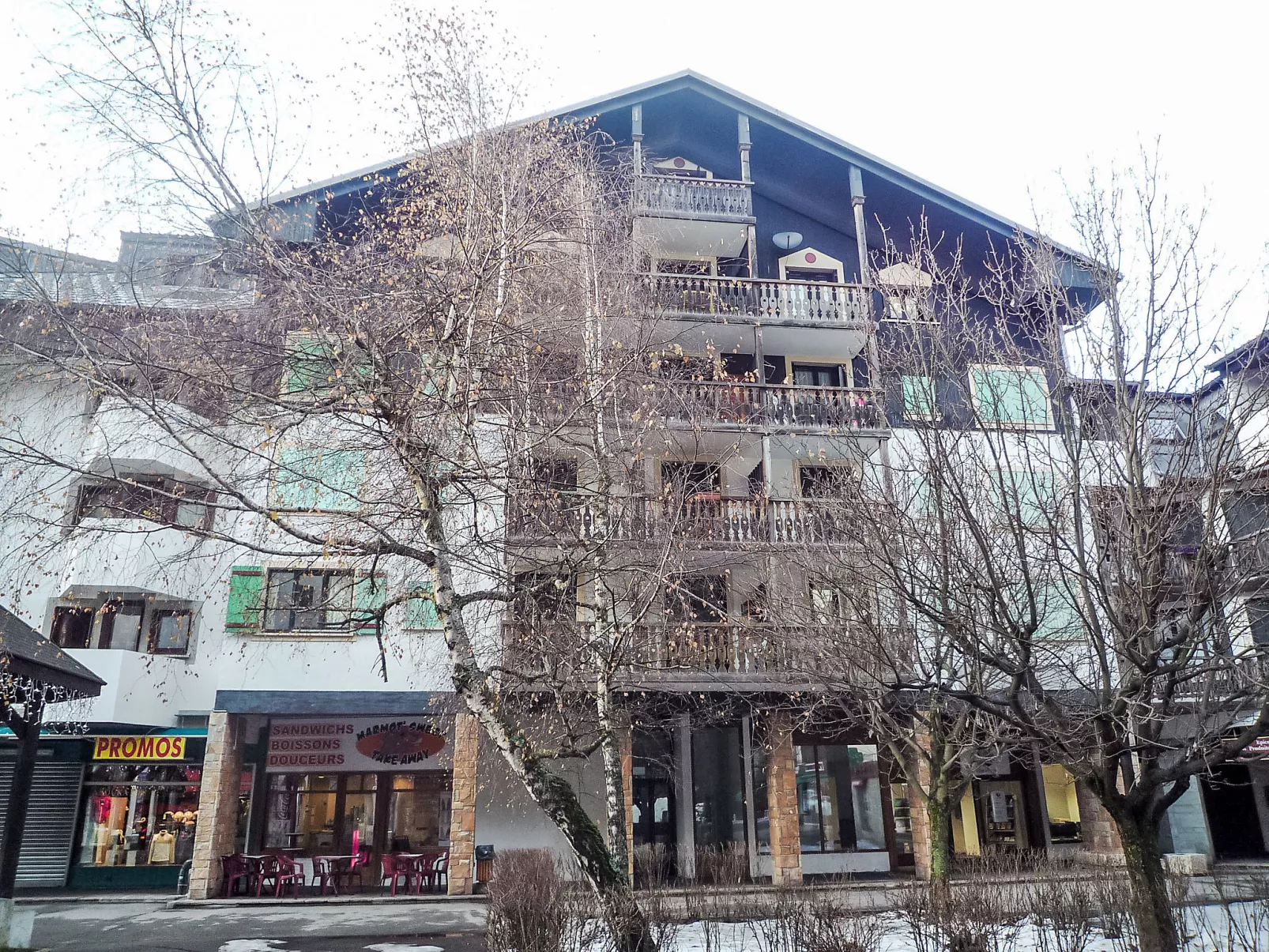 Batiment B - Buiten