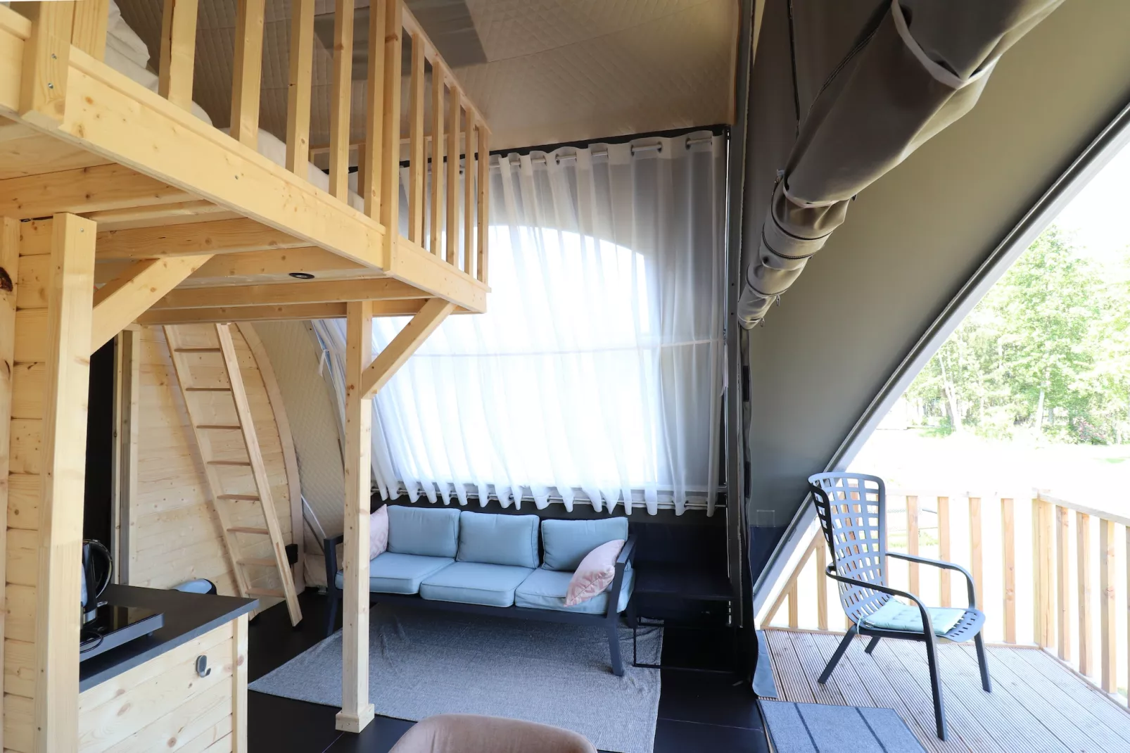 Tentlodge Partijs Wellness met sauna en prive-bad-2p - Sfeer