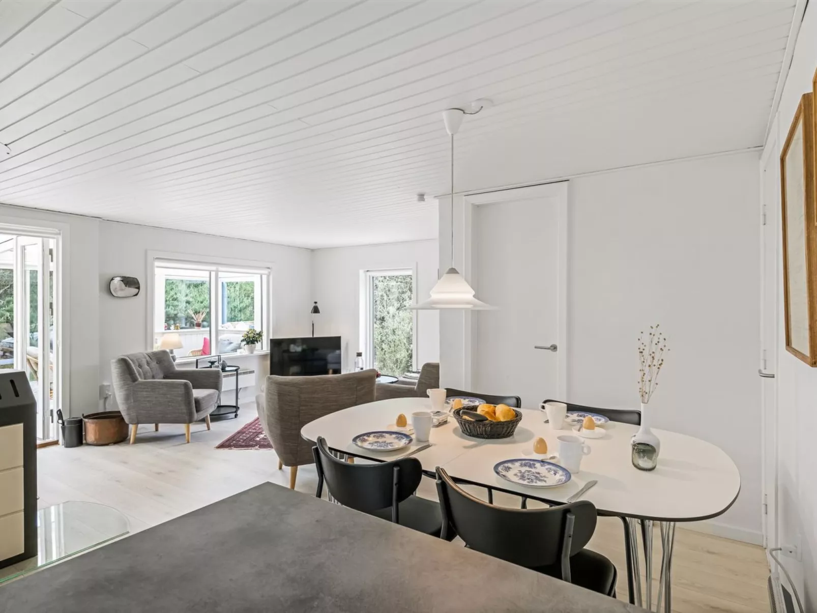 "Eliene" - 500m from the sea - Binnen