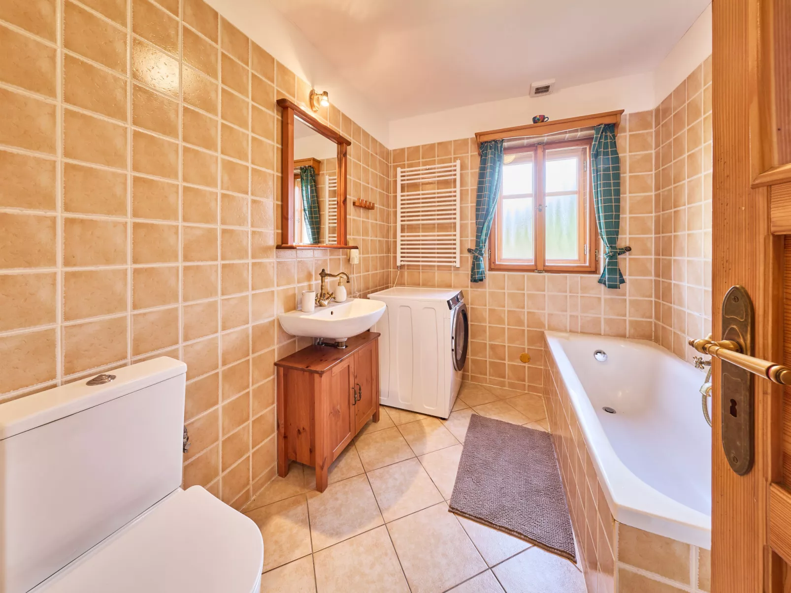 Timber Lodge with Sauna - Binnen