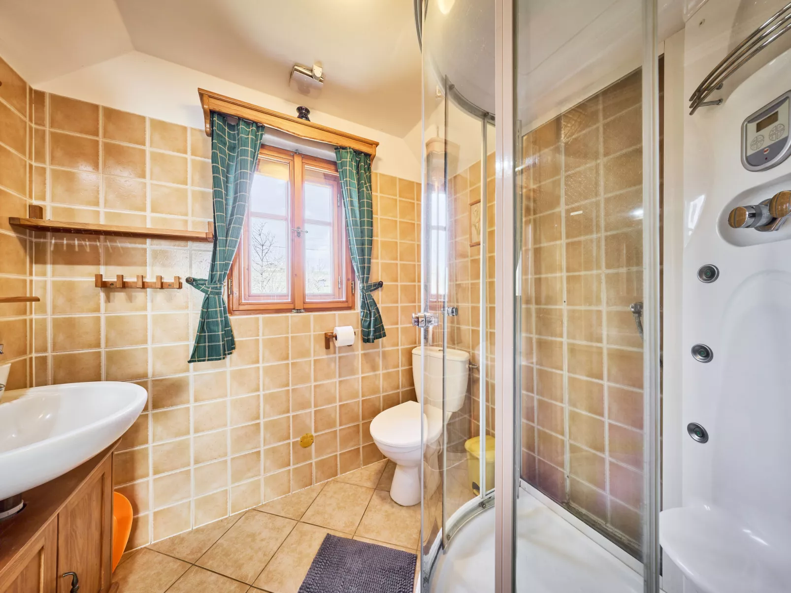 Timber Lodge with Sauna - Binnen