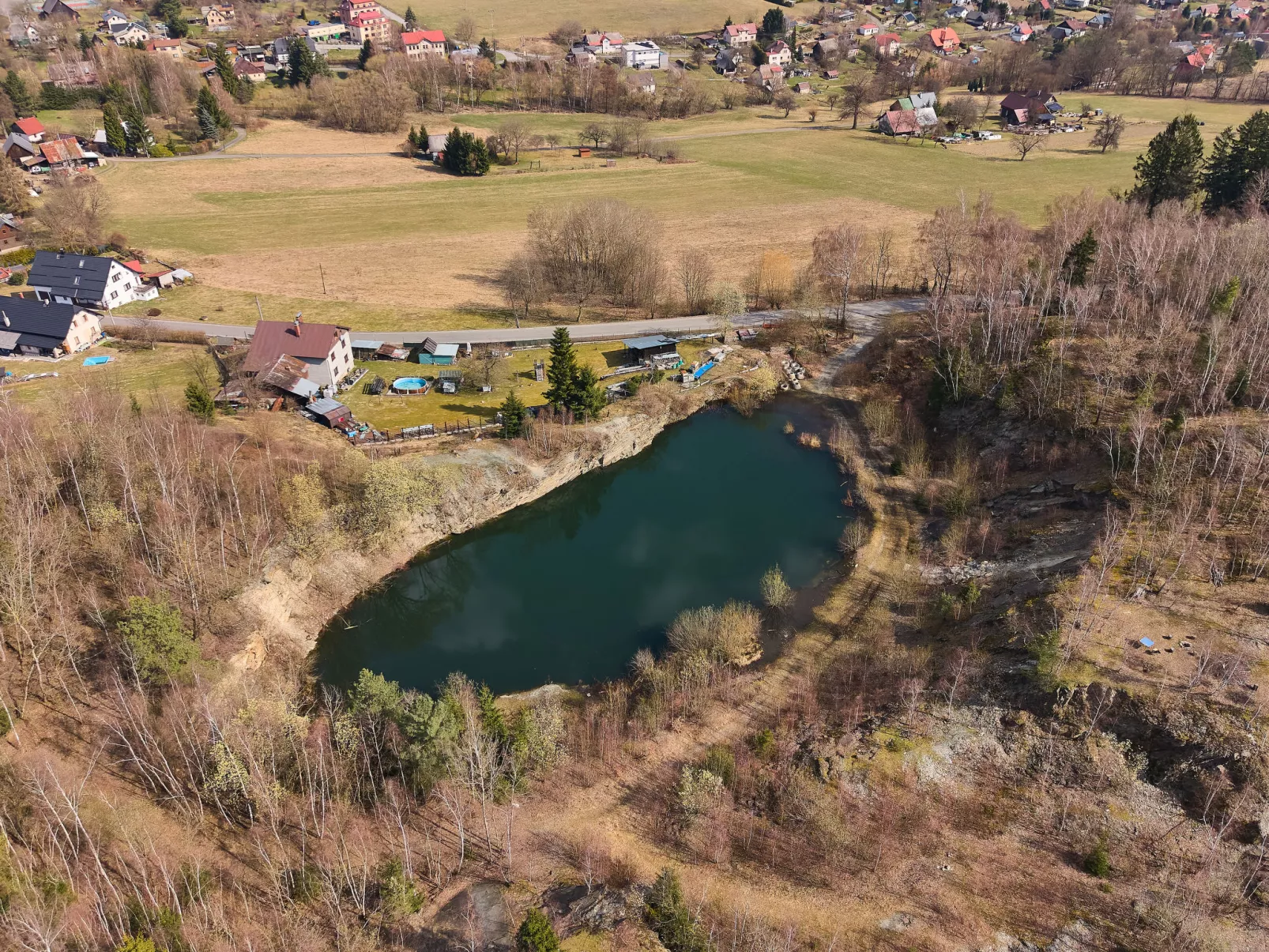 Timber Lodge with Sauna - Buiten