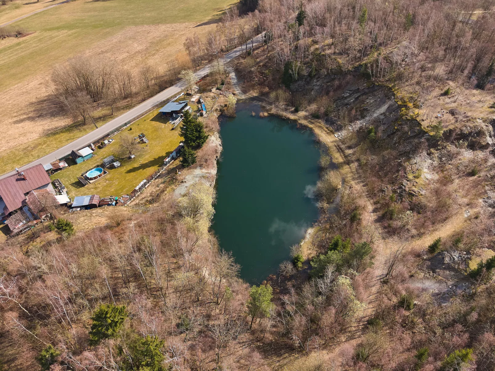 Timber Lodge with Sauna - Buiten