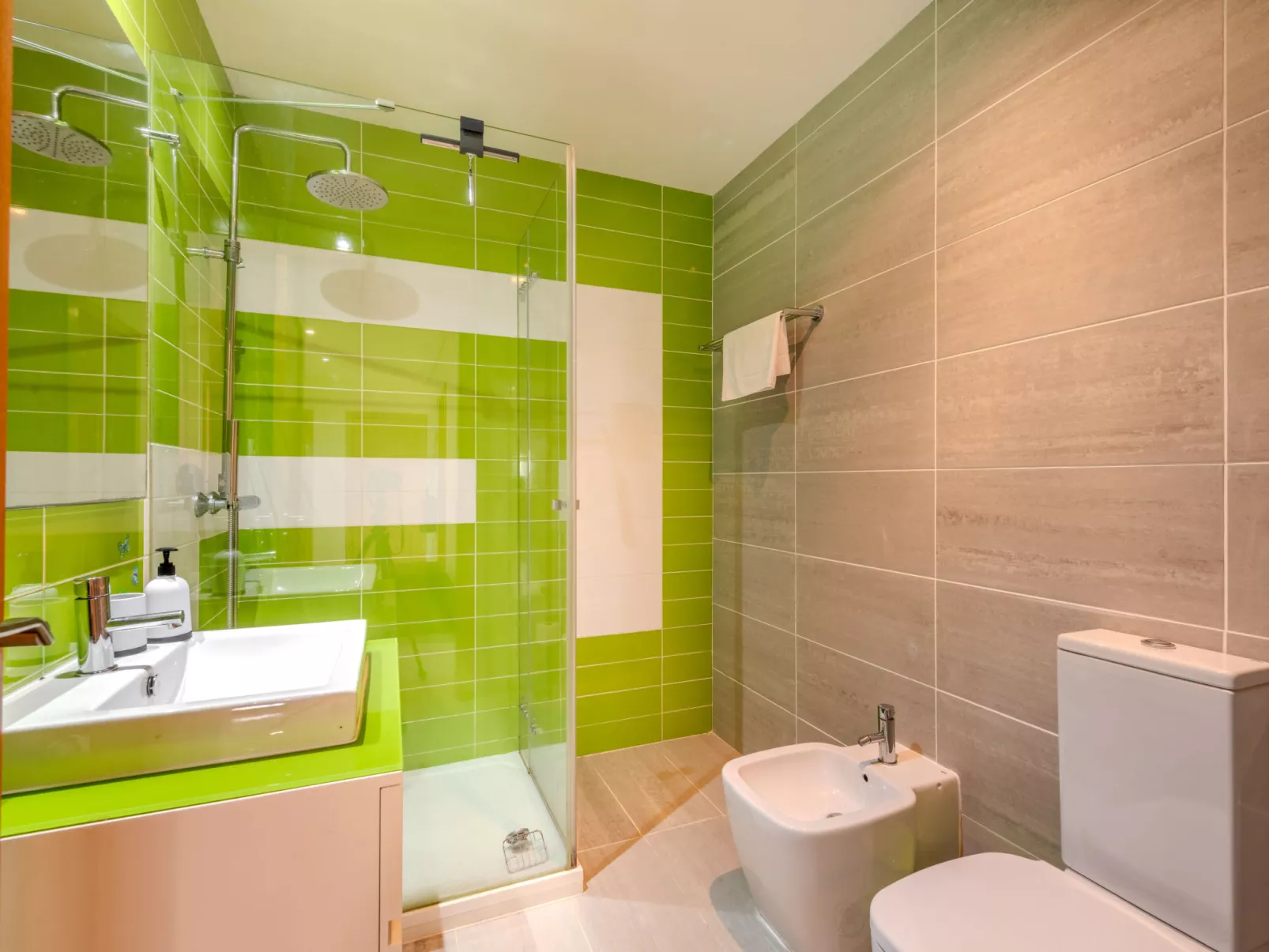 Aguia M T2 - VIP Properties - Binnen