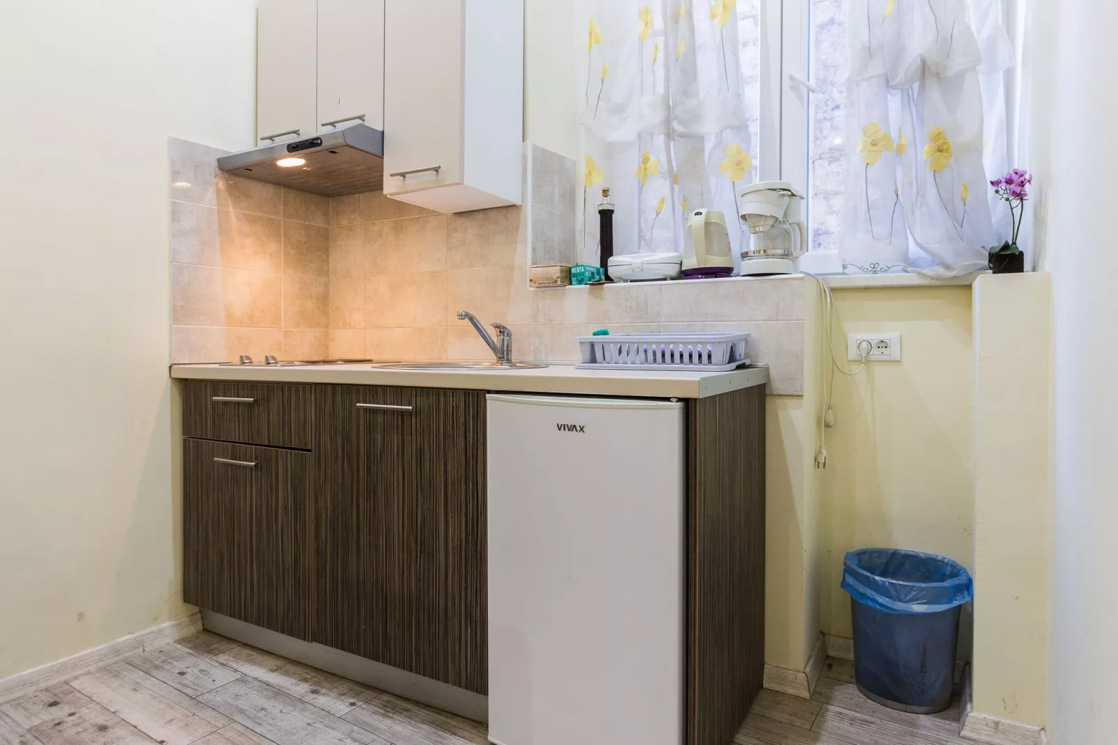 Charming and Historic Old Town Apartments - One Bedroom Apartment