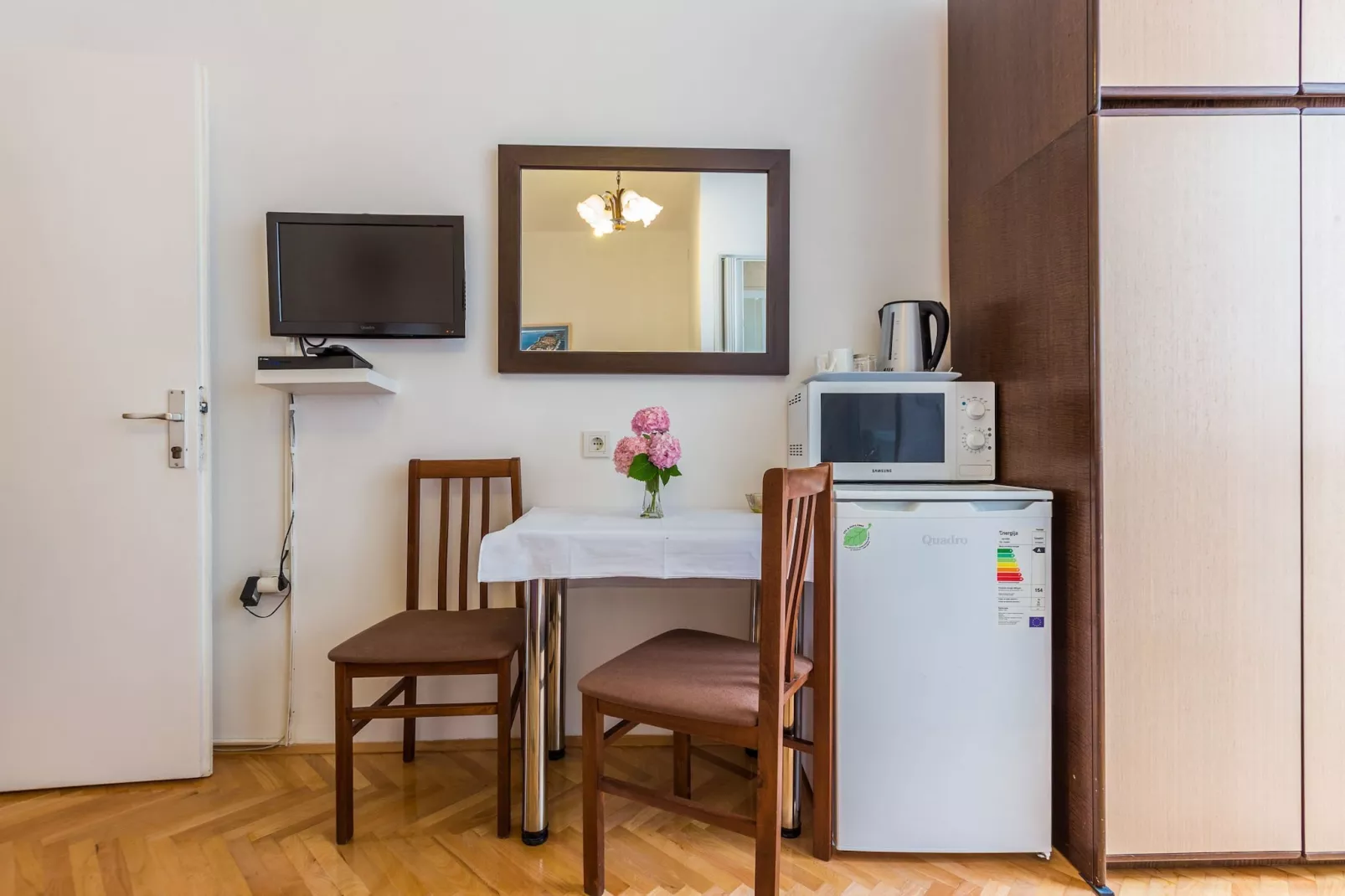 Secret & Stylish Hideaway Apartments Zadar Old Town - Double Room (owner Mila Room)