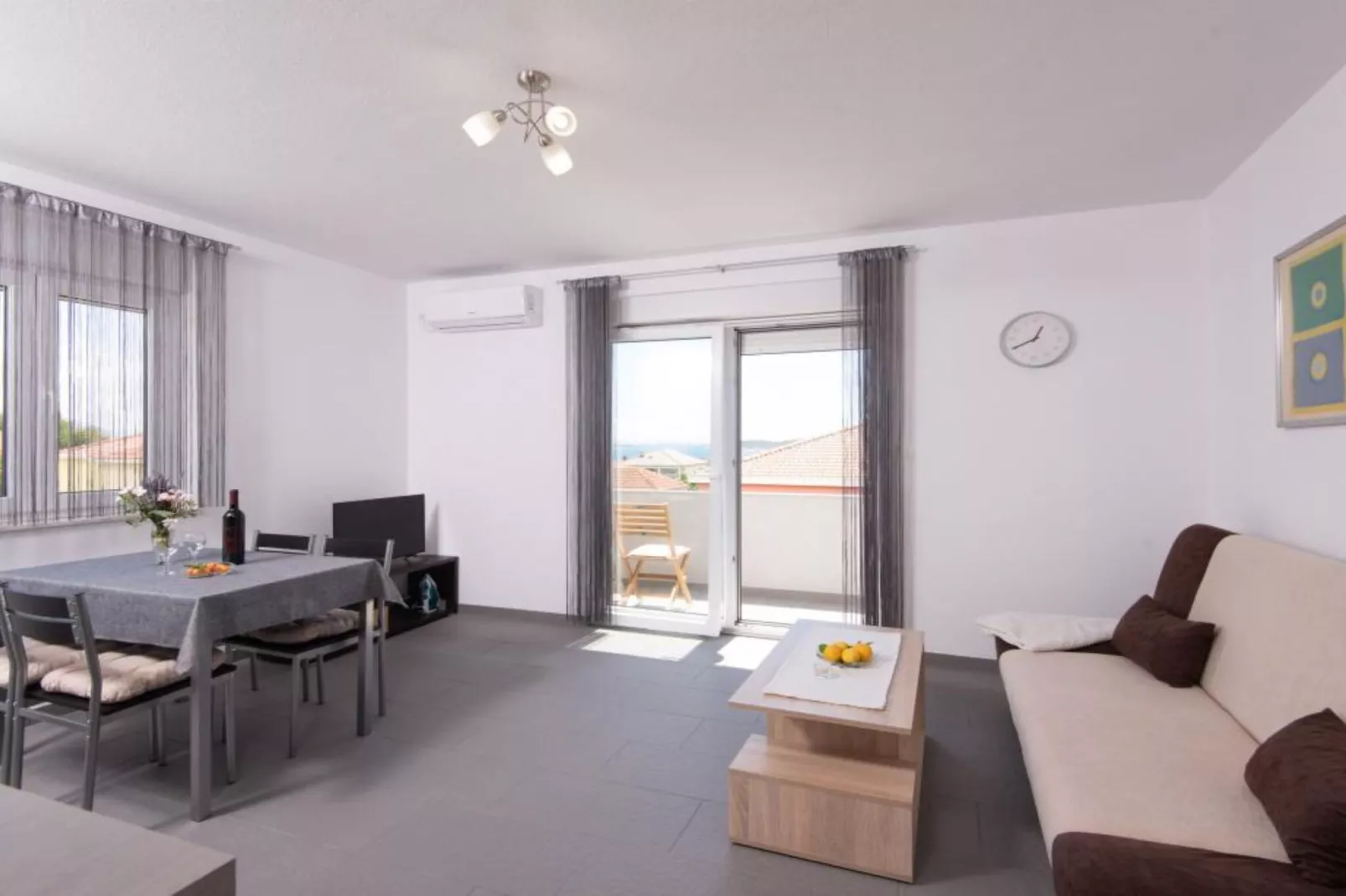 Peaceful Apartments Harfa- One Bedroom Apartment with Balcony and Partial Sea View 2