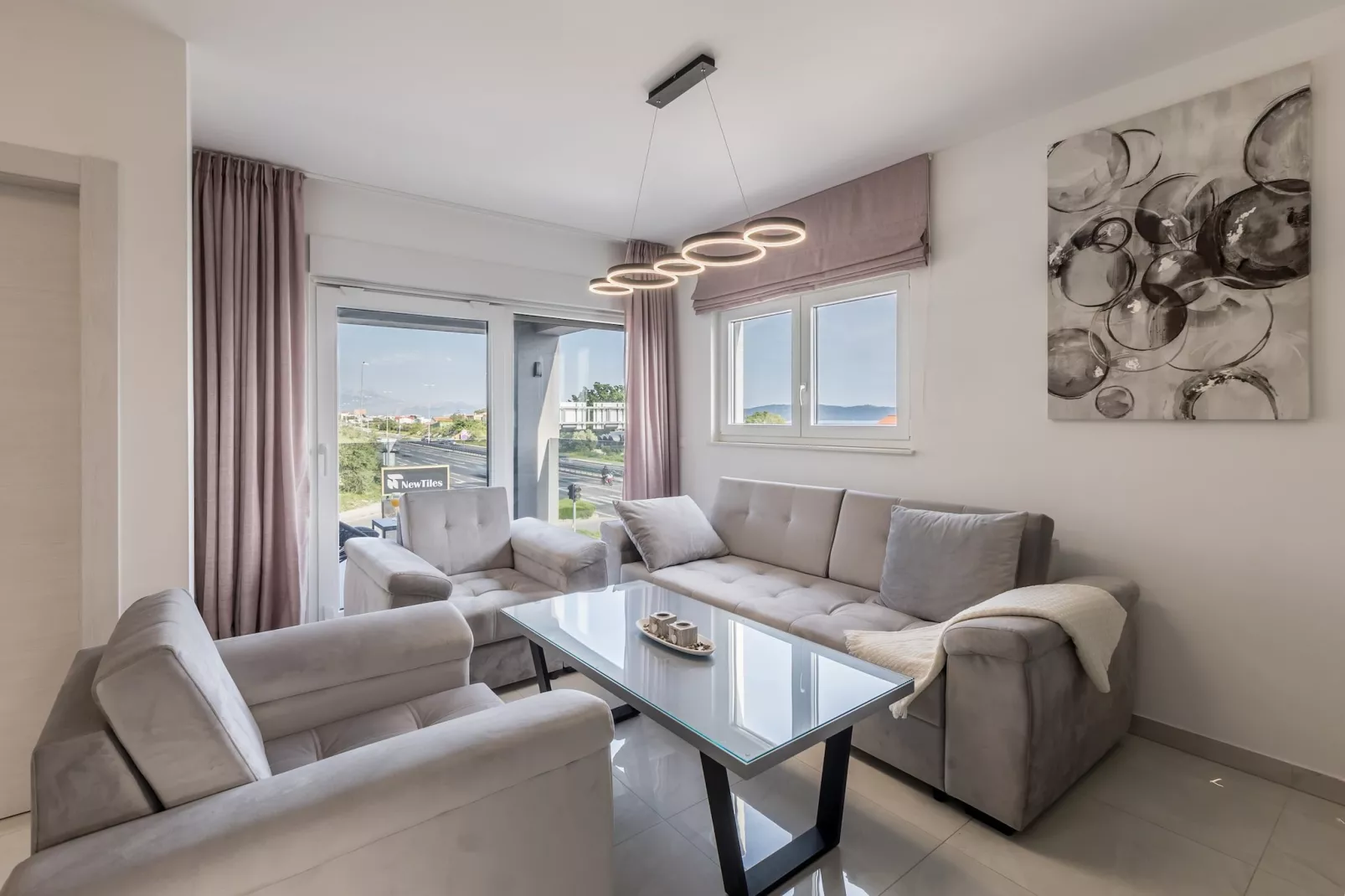 Scenic Kastel Luksic Apartments - Three Bedroom Apartment