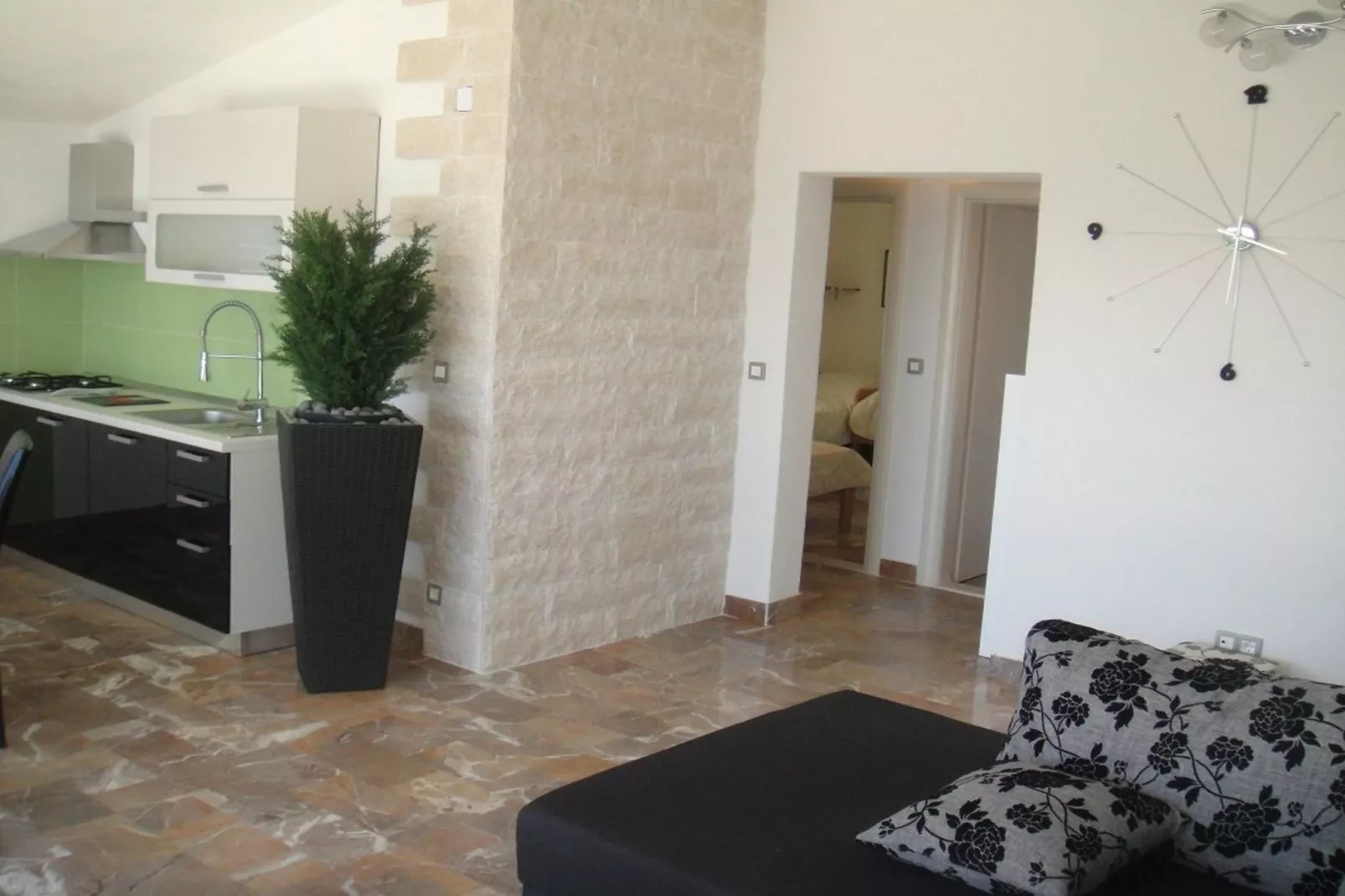 Wonderful Visinisce Apartments with Terrace and Sea Views - Comfort Two Bedroom Apartment (Owner 3)