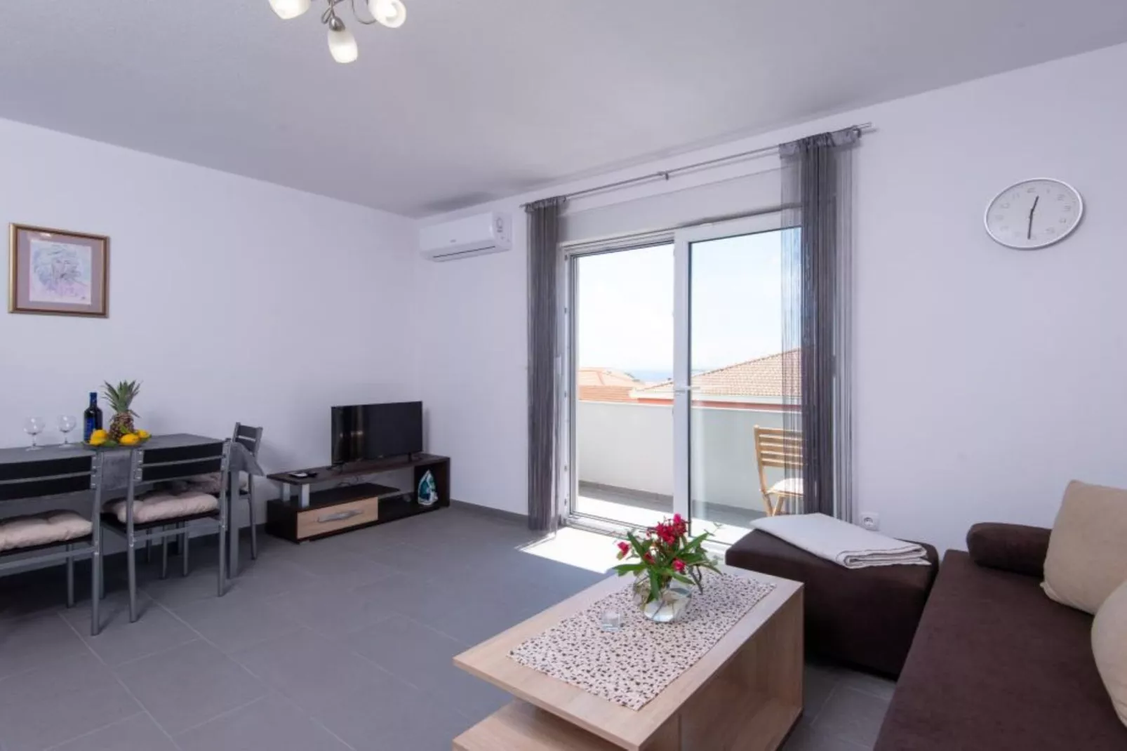 Peaceful Apartments Harfa-One Bedroom Apartment with Balcony and Partial Sea View 1