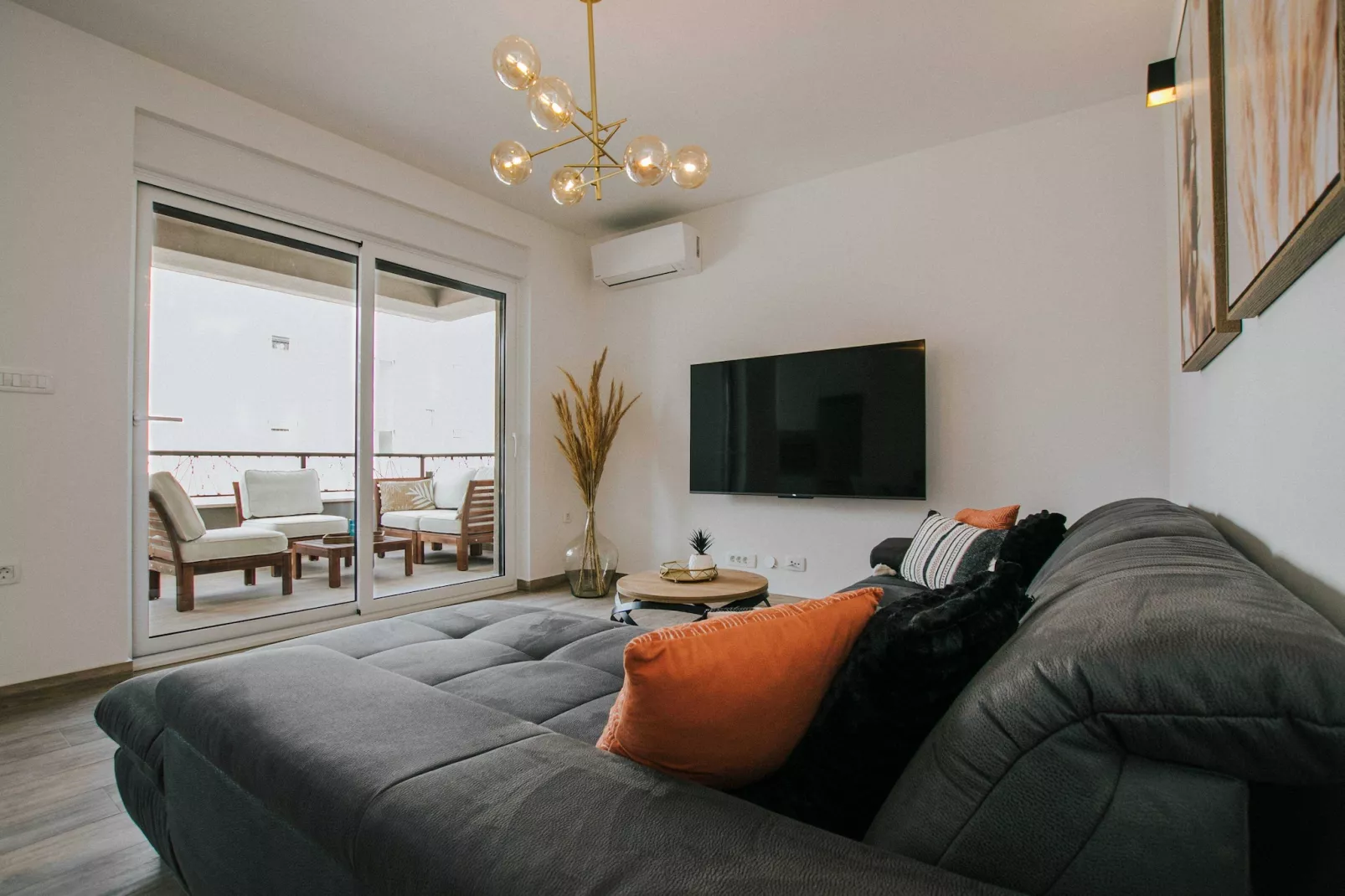 Spacious Luxury Trogir Apartments - Classic Two Bedroom Apartment (Coral)