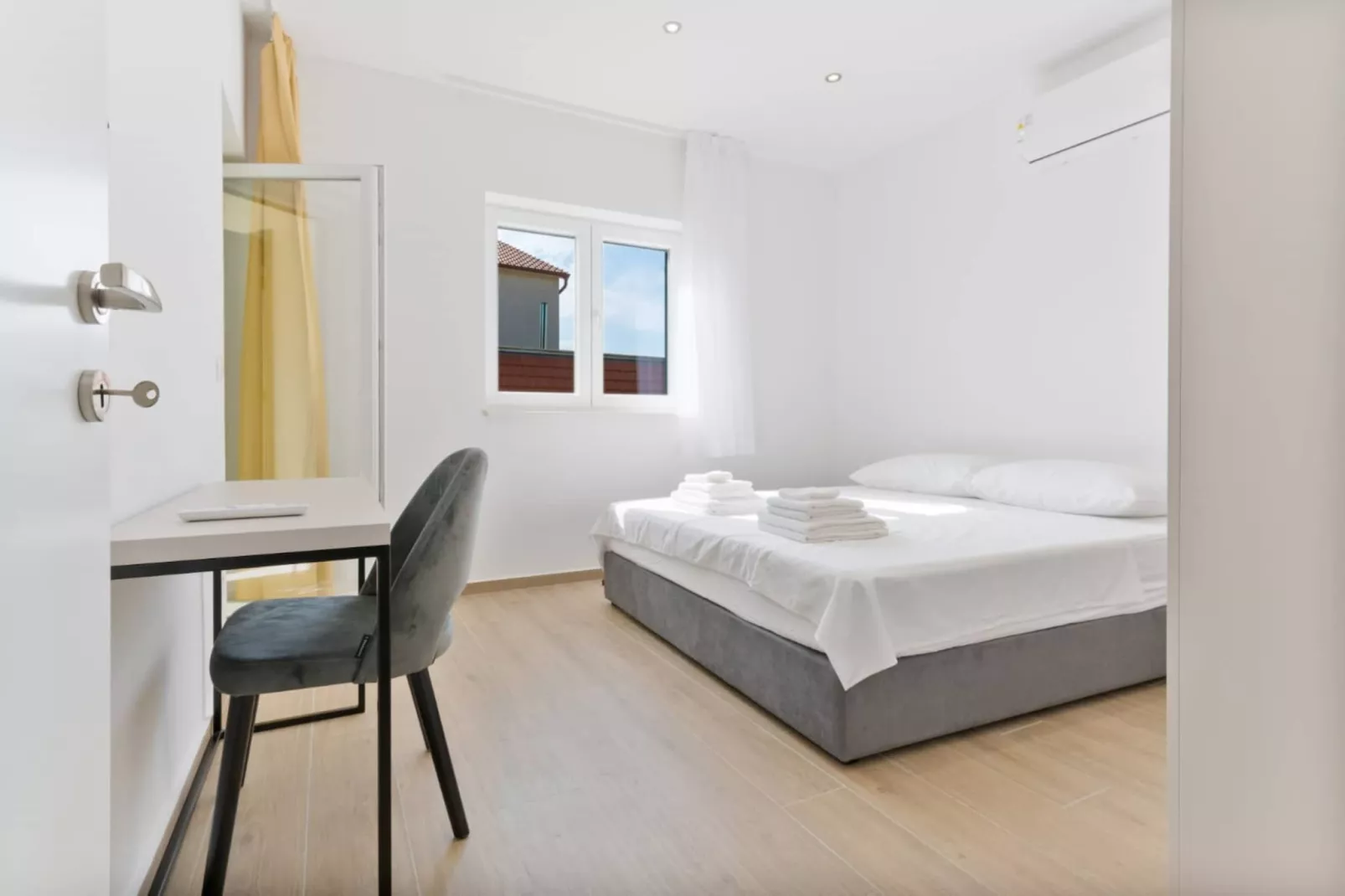 Luxury Living at Horizon Retreat - Comfort Two Bedroom Apartment  (owner Central S4)