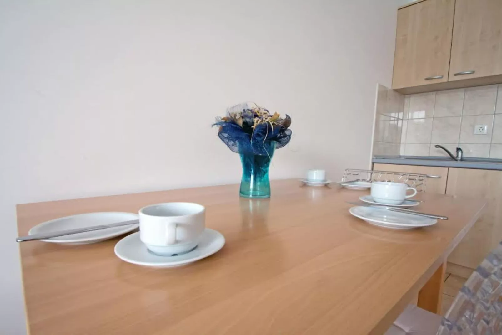 Beachfront Apartments Tamarix - Studio Apartment 2