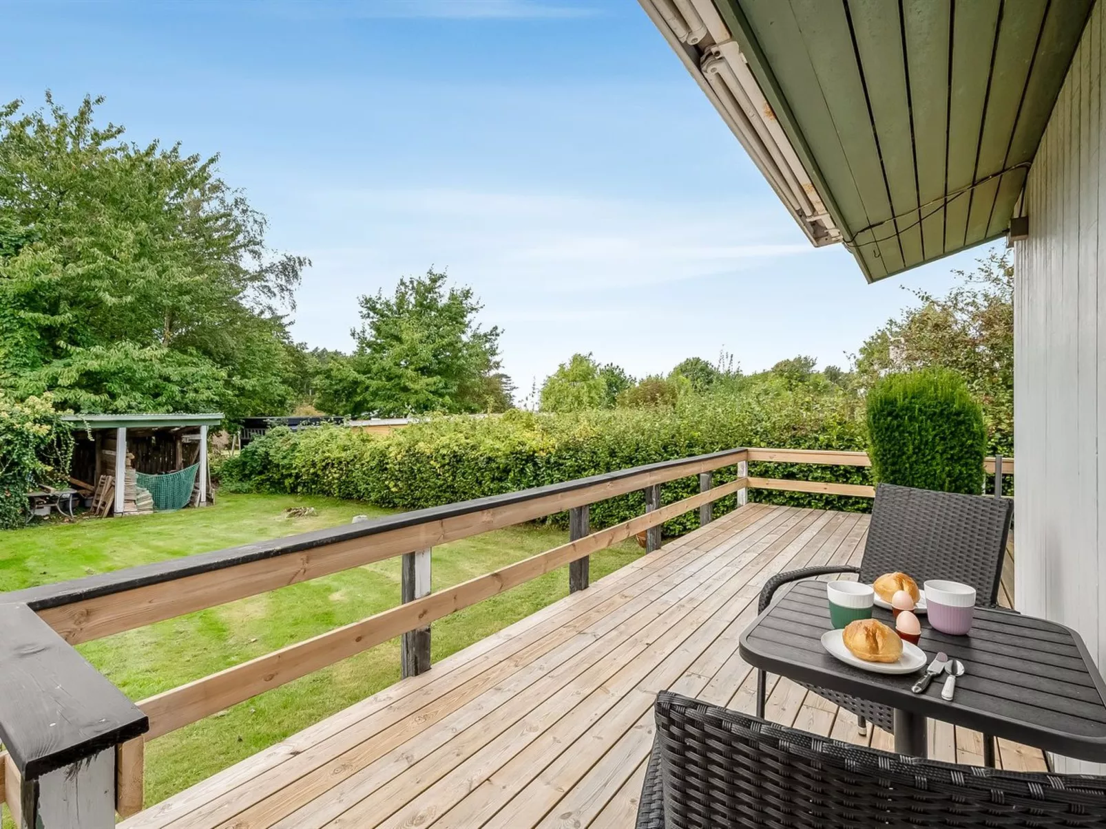 "Ayo" - 200m from the sea