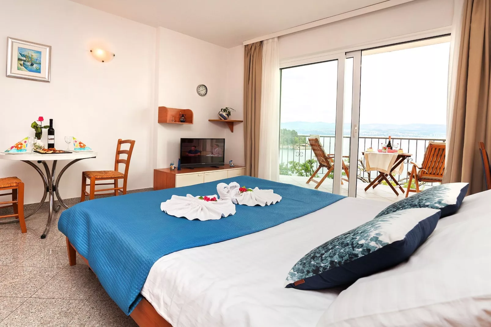 Splendid Beachfront Medveja Apartments - Studio with Balcony and Sea View 2