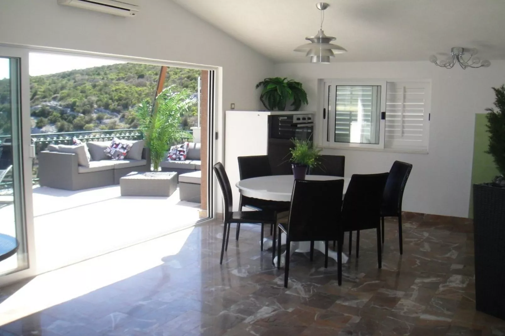 Wonderful Visinisce Apartments with Terrace and Sea Views - Comfort Two Bedroom Apartment (Owner 3)
