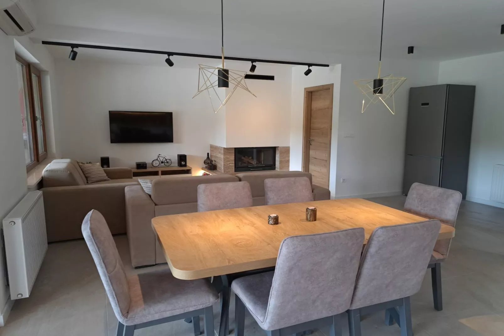 Tranquil Holiday Home with Pool, Garden, and Playground in a Peaceful Countryside Setting - Three Bedroom Holiday Home