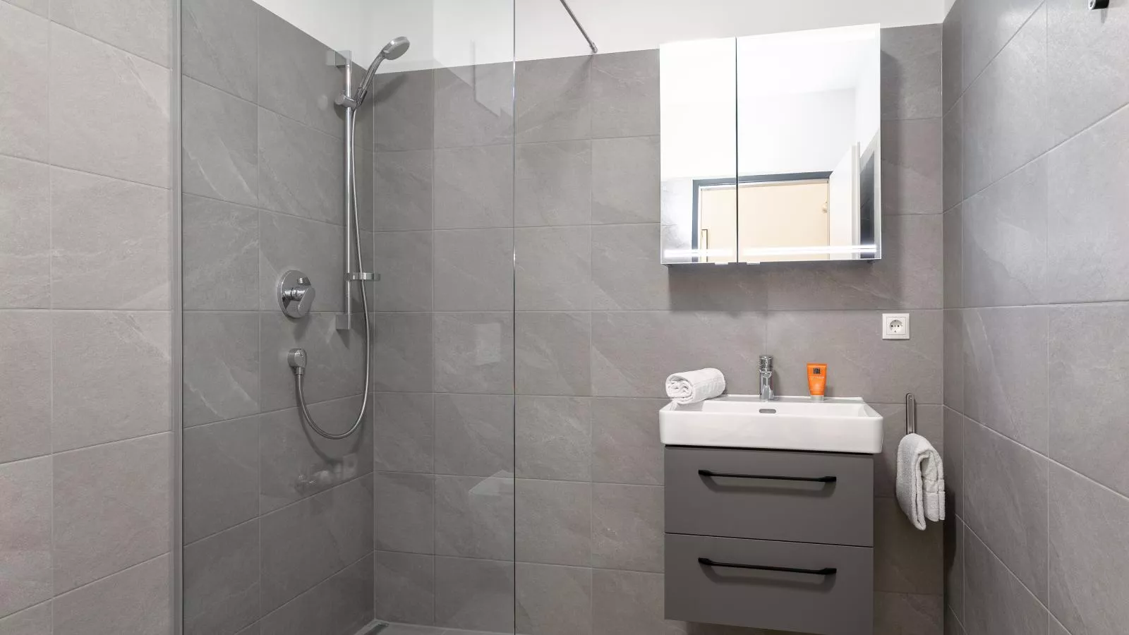 City Apartments Jenbach Top 13 - Badkamer