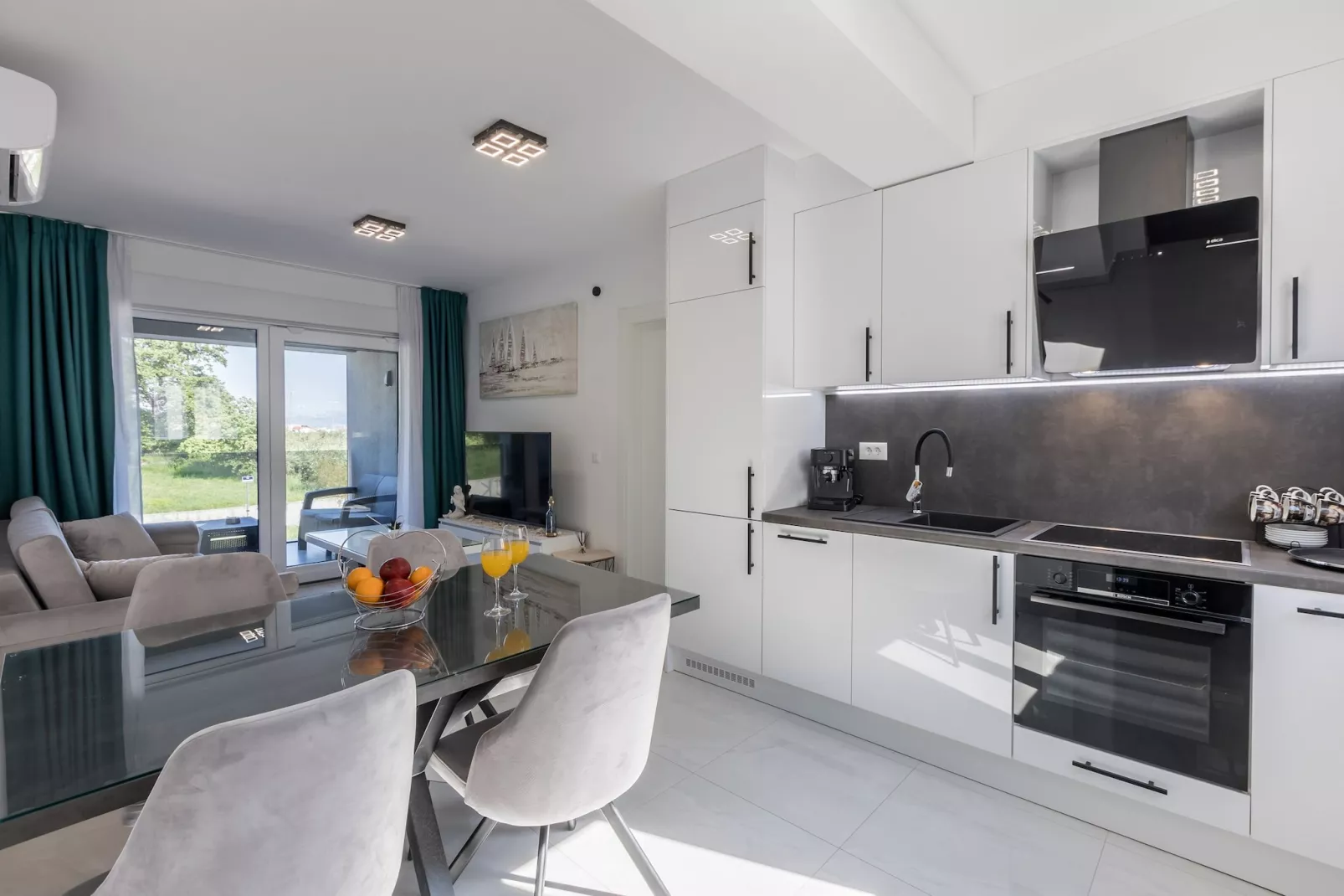 Scenic Kastel Luksic Apartments - Classic One Bedroom Apartment (owner sjever veći) - Keuken