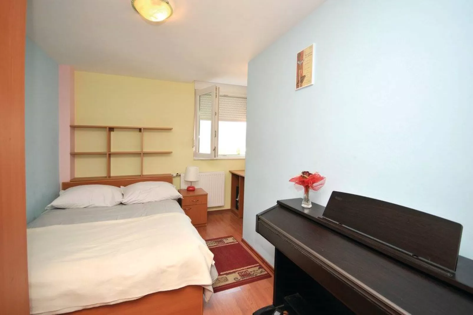 Chic and Stylish Kastel Novi Apartment with Pool - Five Bedroom Apartment With Pool - Slaapkamer