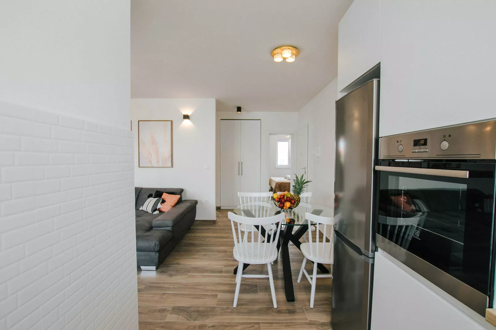 Spacious Luxury Trogir Apartments - Classic Two Bedroom Apartment (Coral) - Woonkamer