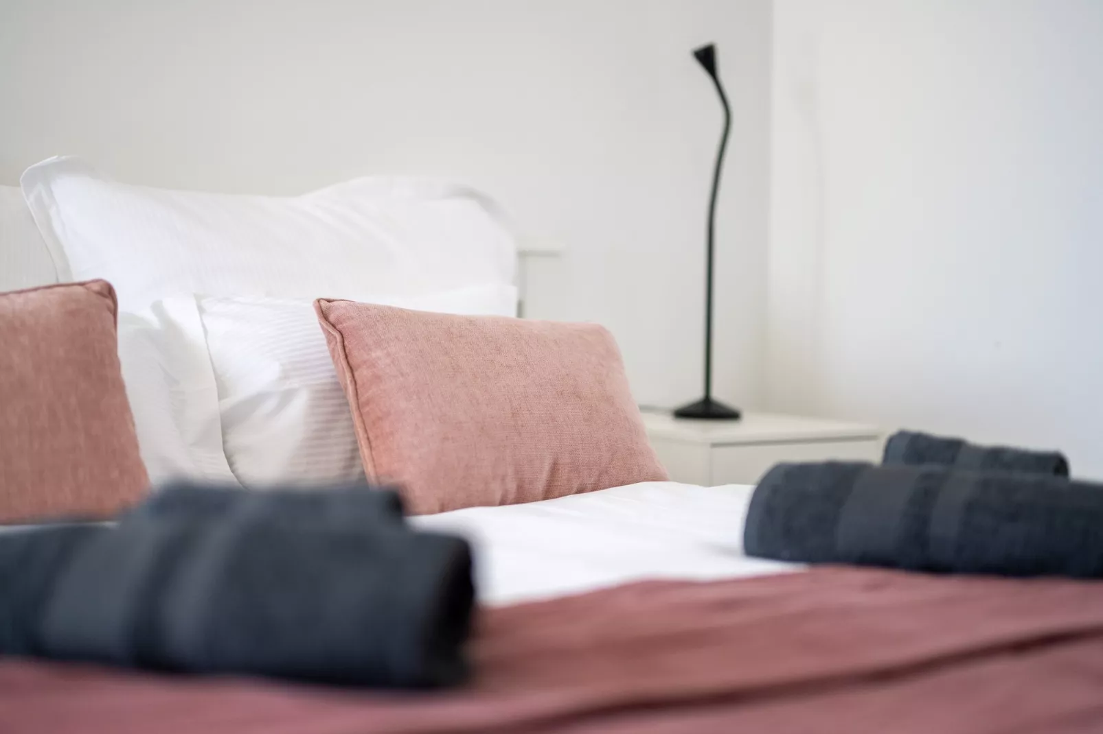 Luxury Living at Horizon Retreat - Deluxe Two Bedroom Apartment (owner  West S6) - Slaapkamer