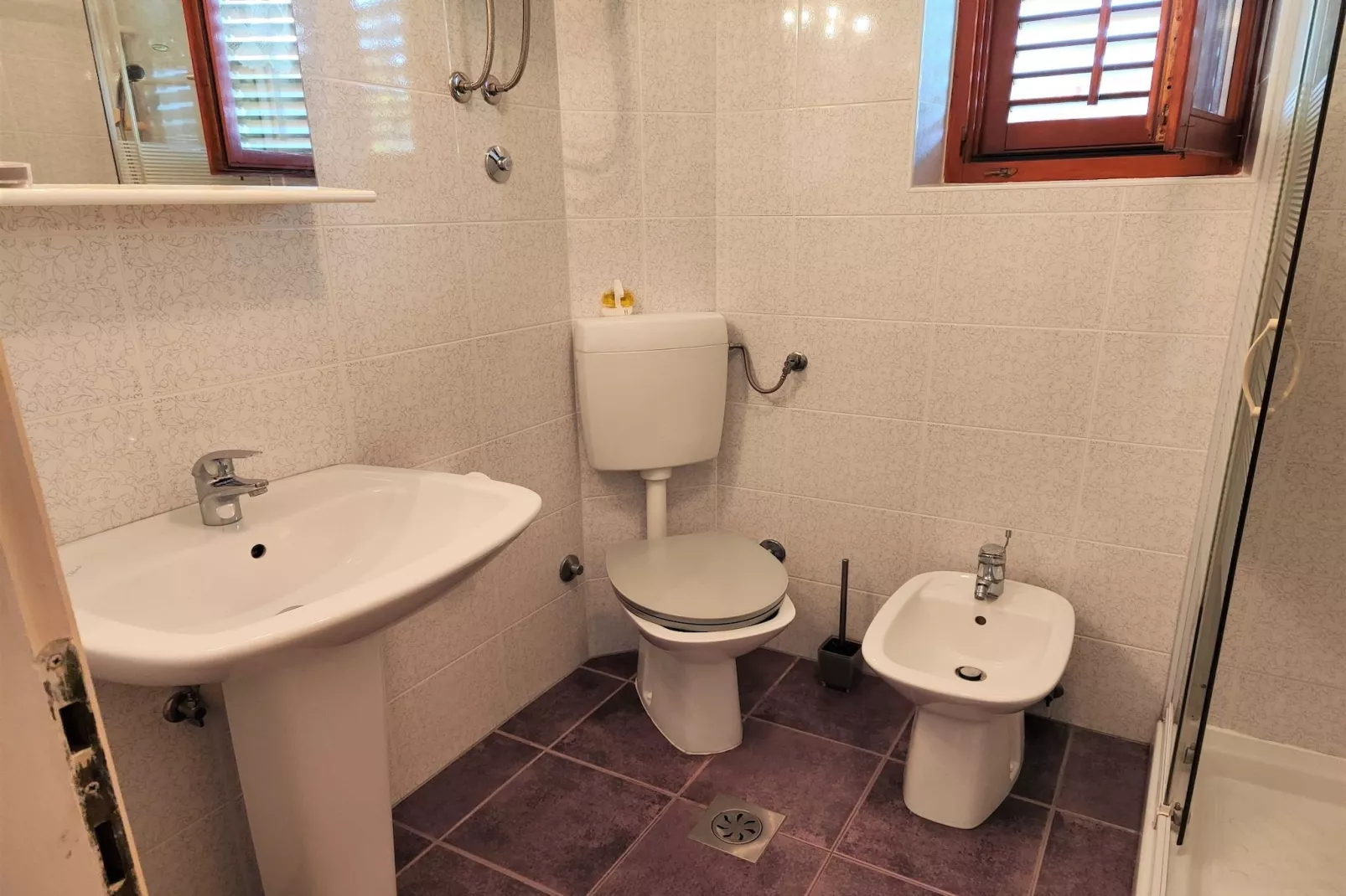 Comfortable Crikvenica Stay with Private Parking - One Bedroom Apartment - Badkamer