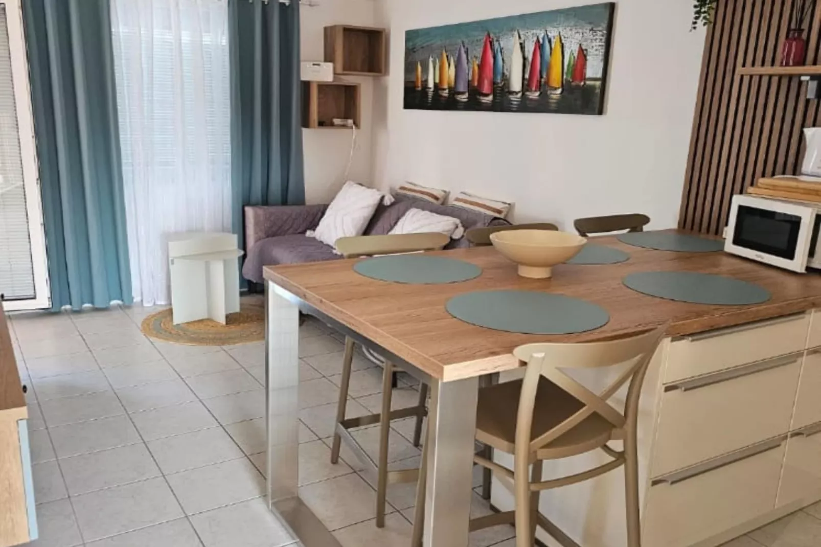 Apartment M&VALENTIN - Two Bedroom Apartment with Terrace - Woonkamer