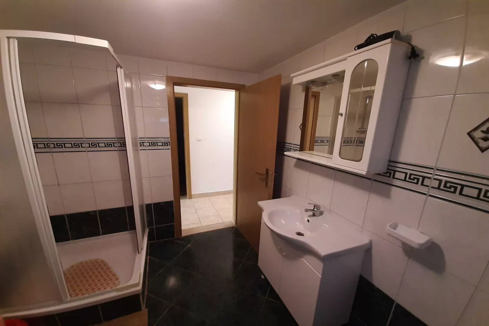 Cozy Apartments with Private Balcony Vinisce - Standard One Bedroom Apartment (Owner II) - Badkamer