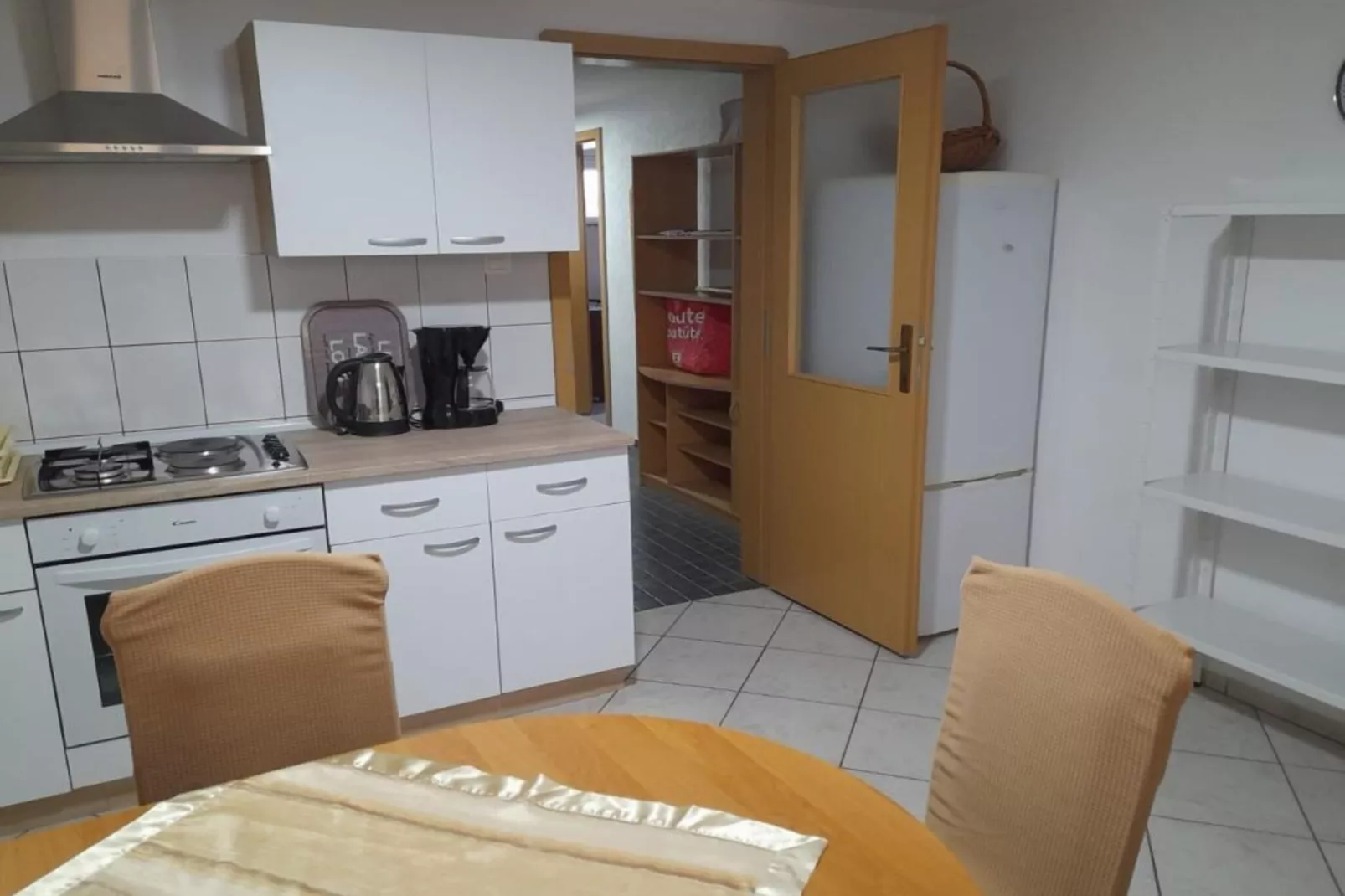 Peaceful Apartments Harfa - Two Bedroom Apartment 3 - Keuken