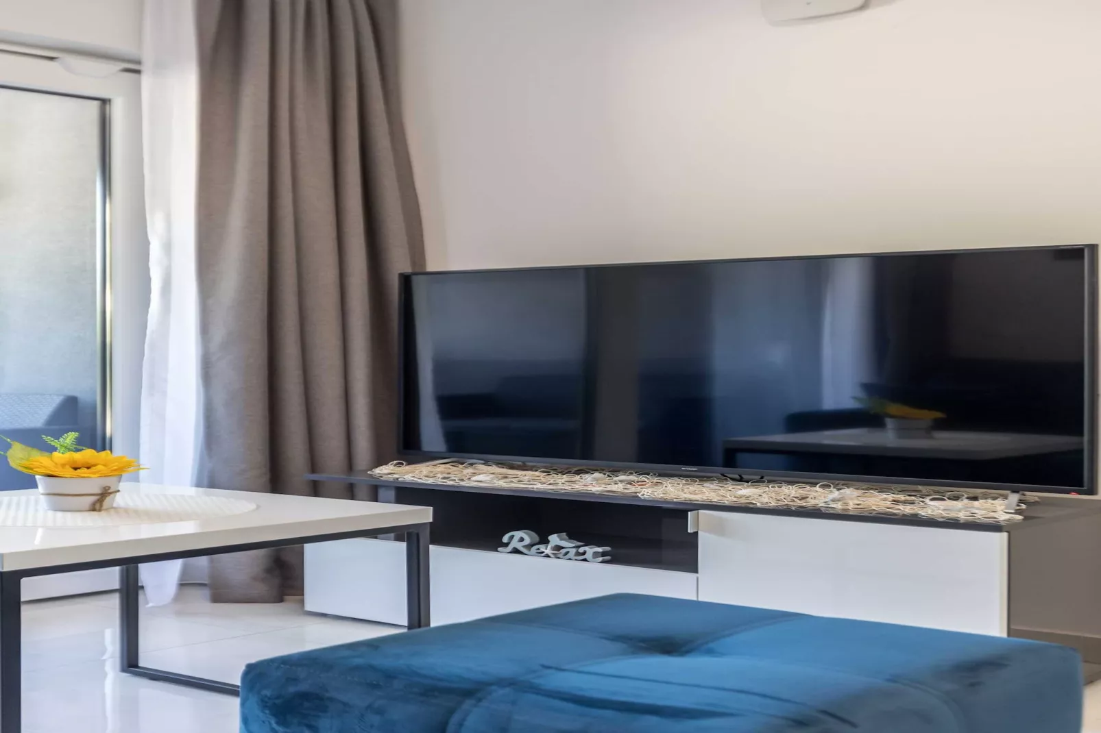 Scenic Kastel Luksic Apartments - One Bedroom Apartment (owner sjever manji) - Woonkamer