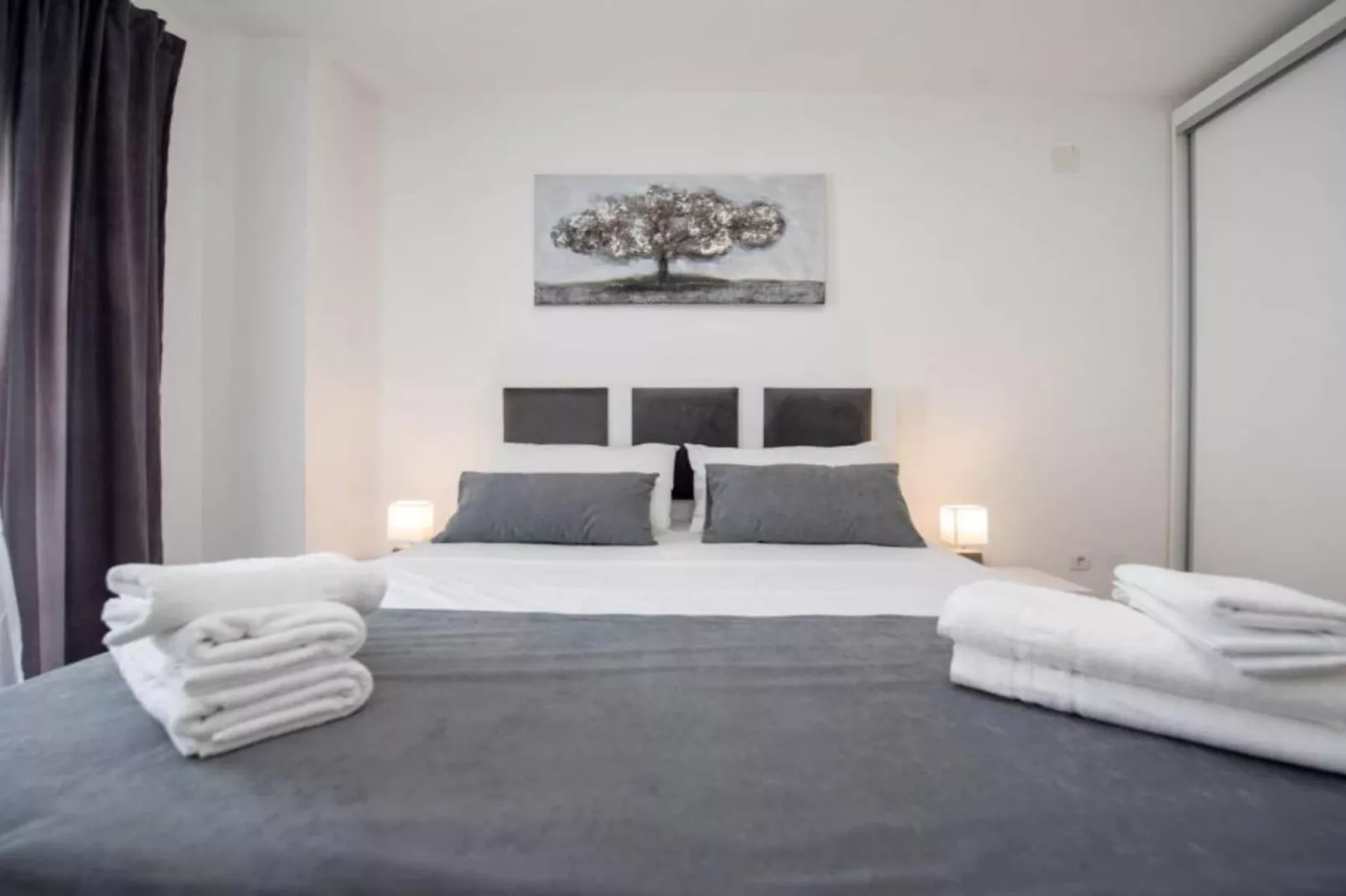 Villa Tomi - Comfort One Bedroom Apartment (11) - Slaapkamer