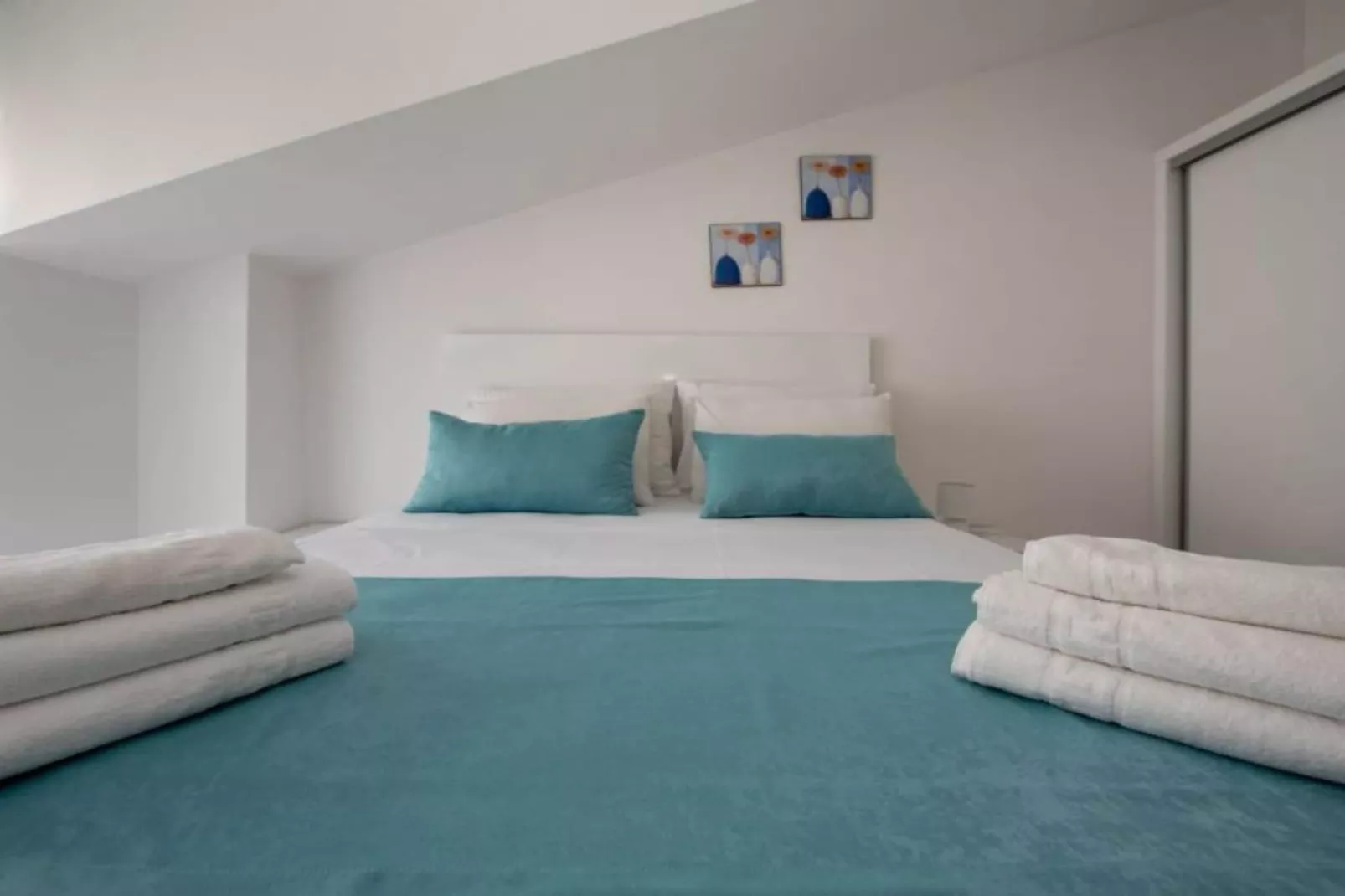 Villa Tomi  - Studio with Balcony (4) - Slaapkamer