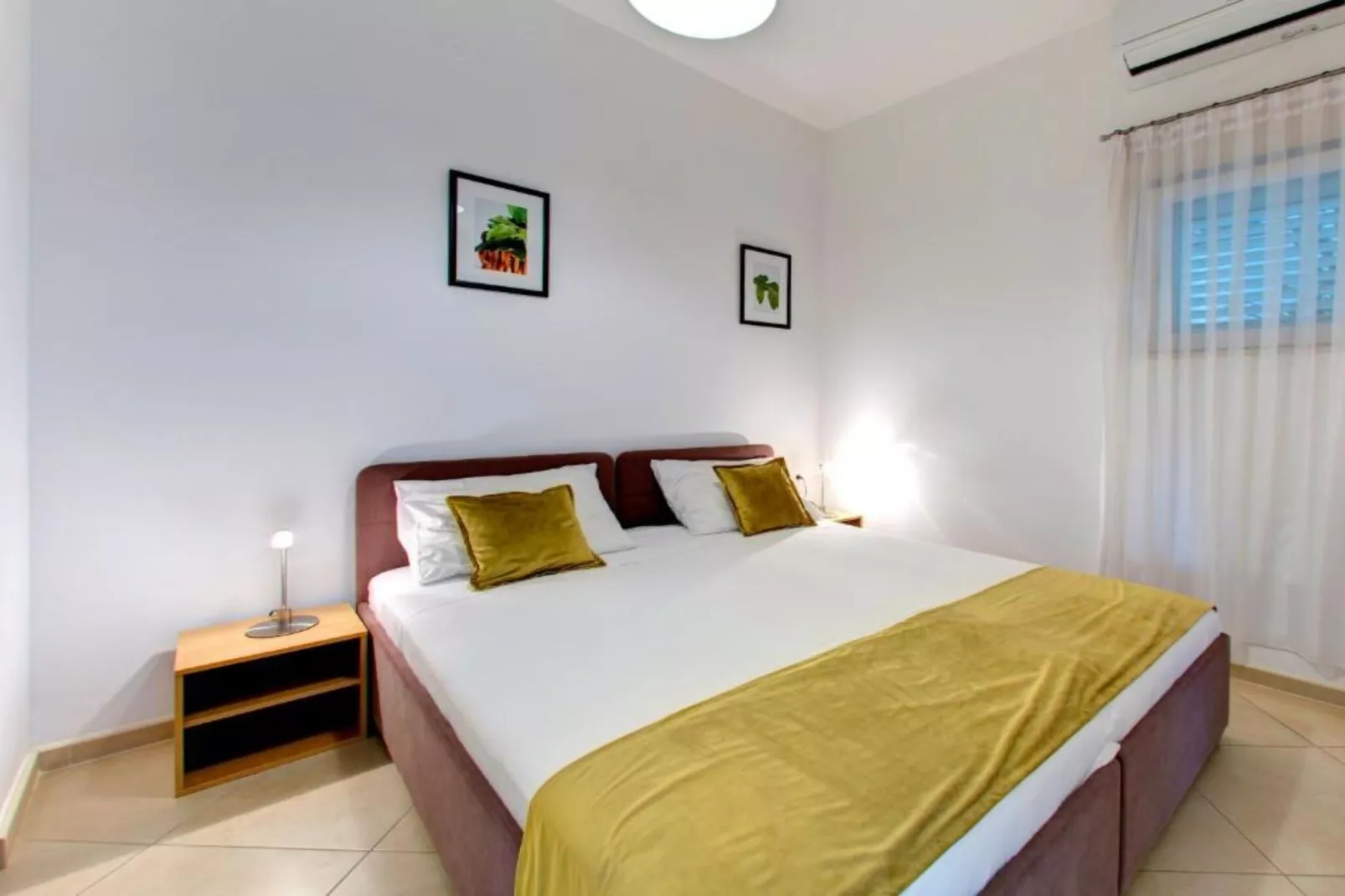 Studio Apartment With Balcony And Sea View (S2) - Slaapkamer