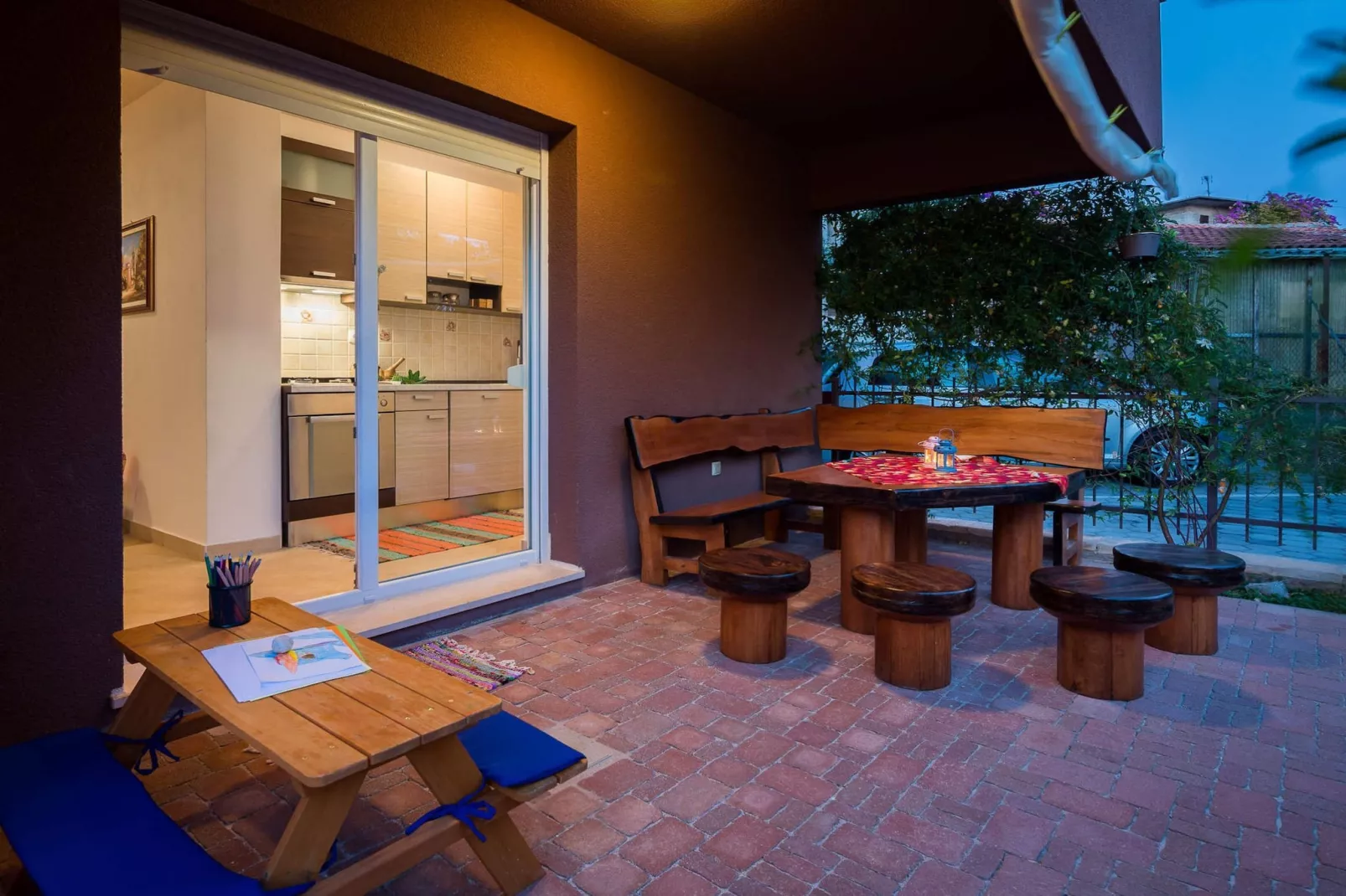 Elegant Hideaway Apartment with Pool - Two Bedroom Apartment with Pool - Terrasbalkon