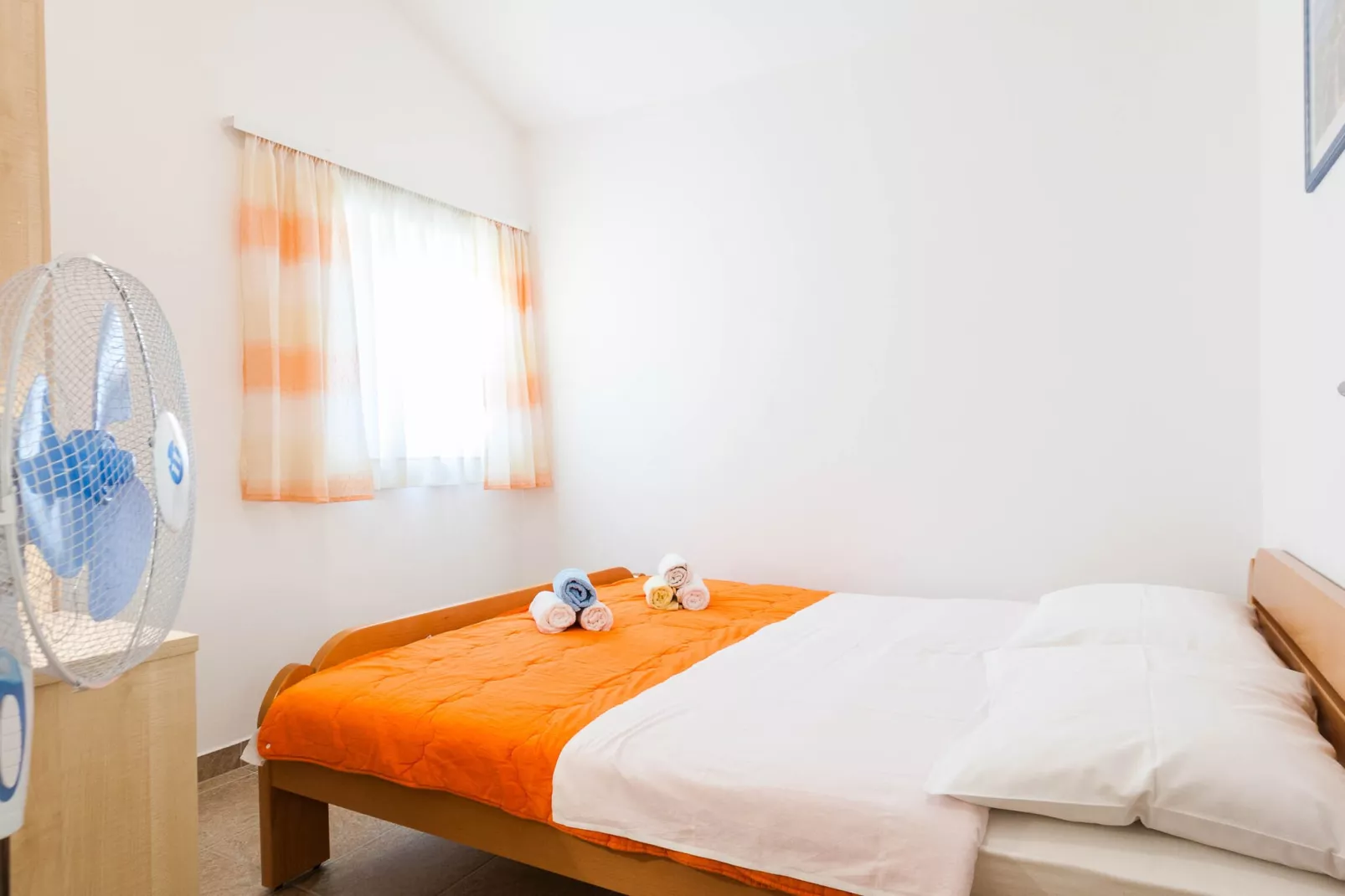 Cozy Apartments in Zadar with Sea and Mountain Views - Studio Apartment with Mountain View (owner 4) - Slaapkamer