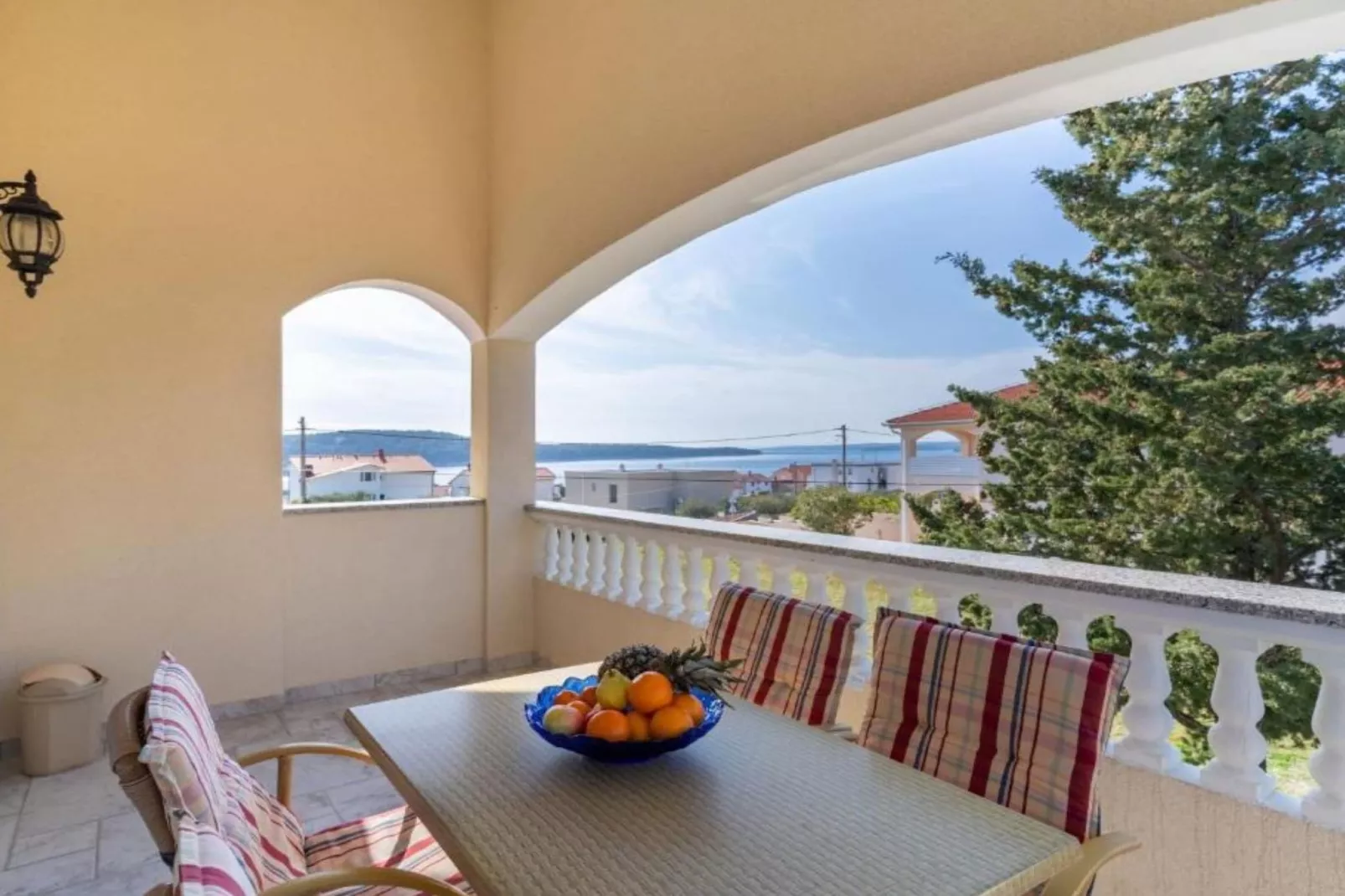 Beachside Serenity Apartments in Barbot - One Bedroom Apartment with Terrace (Owner BLUE) - Terras
