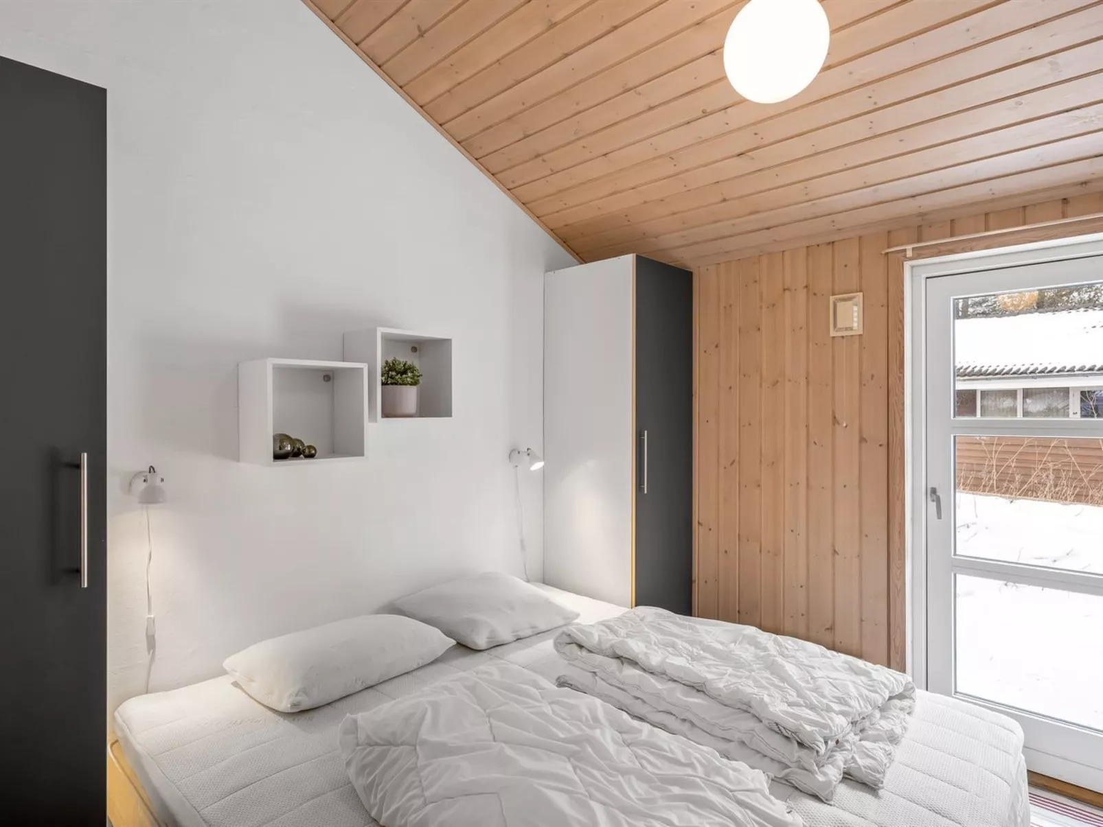 "Rickmer" - 1.9km from the sea - Binnen