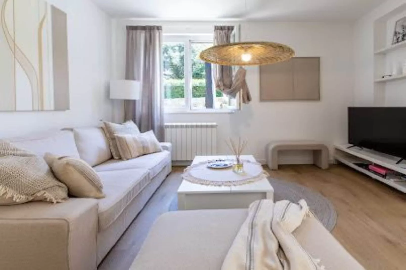 Casa San Antonio - Two Bedroom Apartment - Woonkamer