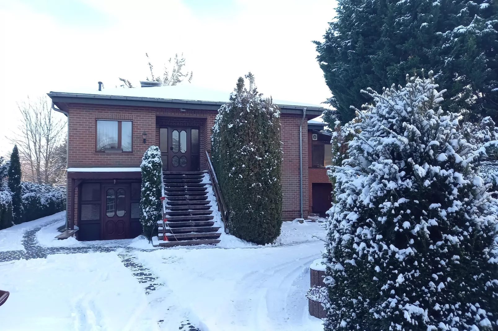 Ferienwohnung OG Staßfurt Schnittke - Uitzicht zomer