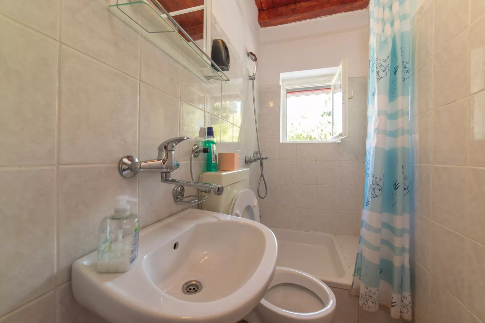 Two Bedroom Holiday Home - Badkamer
