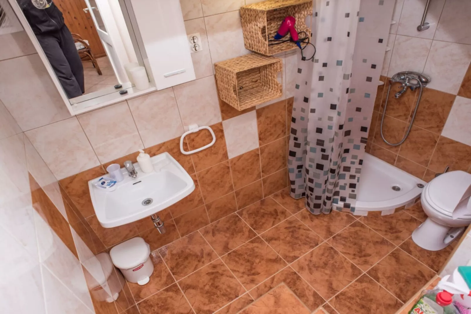 Exquisite Holiday Home with Private Pool and Sauna - Three Bedroom Holiday Home - Badkamer