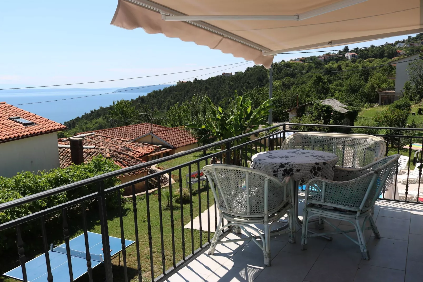 Luxury Lovran Apartments with Swimming Pool - Classic One Bedroom Apartment - Terrasbalkon