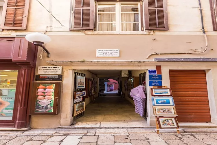 Secret & Stylish Hideaway Apartments Zadar Old Town - Double Room (owner Mila Room)
