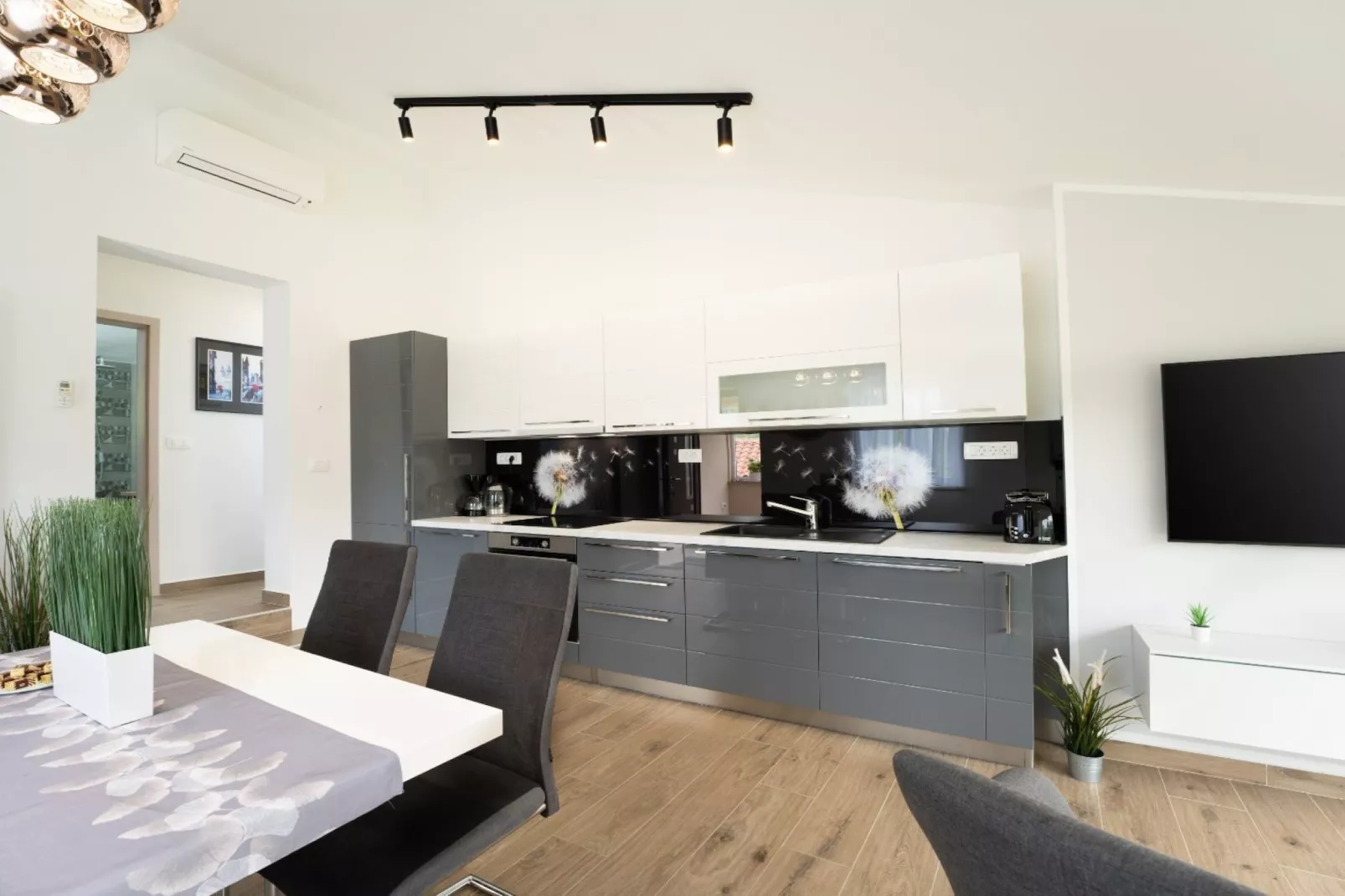 Stylish Two Bedroom Apartment in Labin - Two Bedroom Apartment with Terrace - Keuken