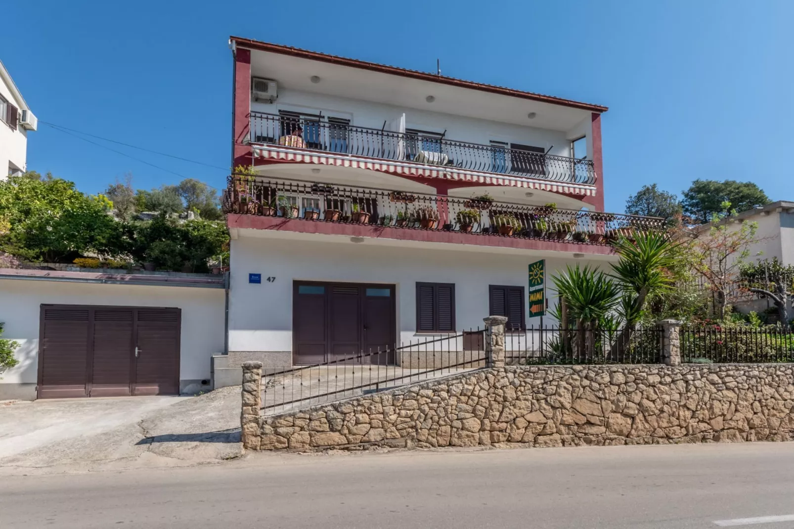 Charming Trogir Apartments with Balcony - One Bedroom Apartment with Balcony - Buitenlucht