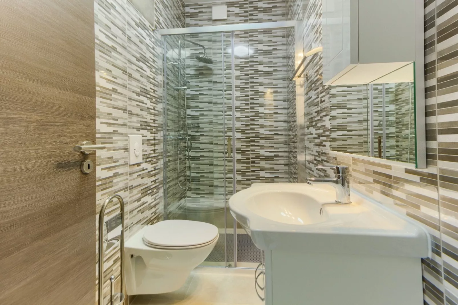 Majestic Kastel Stari Apartment with Terrace - Two Bedroom Apartment with Terrace - Badkamer