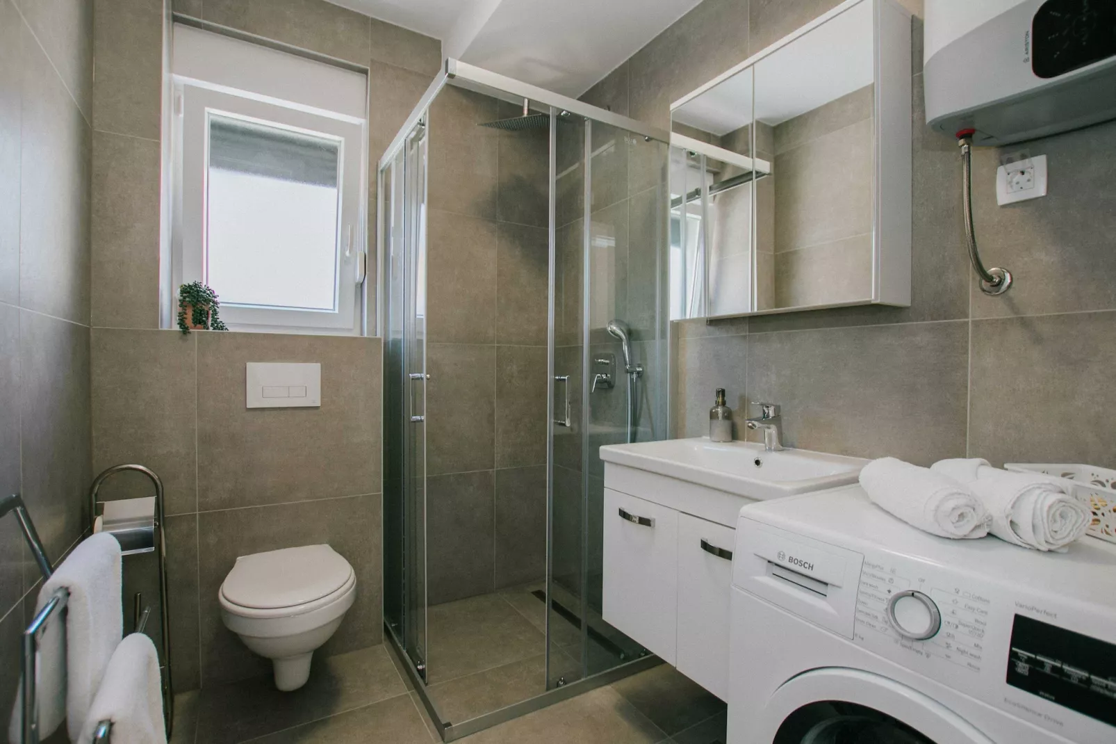 Spacious Luxury Trogir Apartments - Two Bedroom Apartment (Marin) - Badkamer