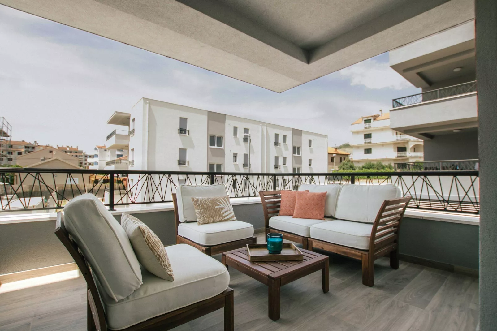 Spacious Luxury Trogir Apartments - Classic Two Bedroom Apartment (Coral) - Terrasbalkon